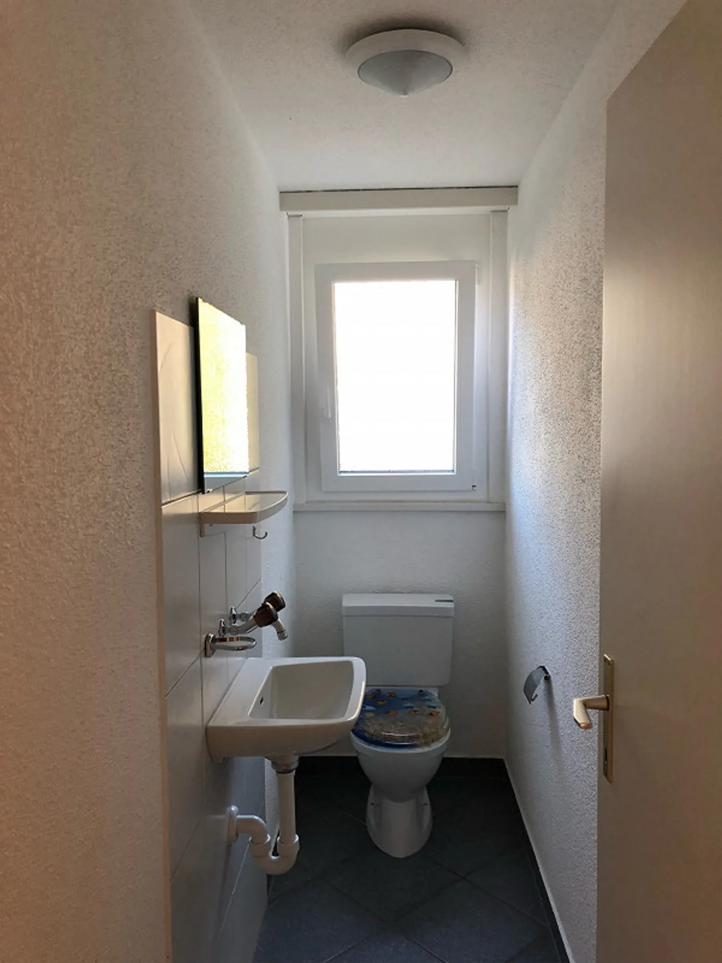 Sunny Family Apartment - Photo 9 of 9