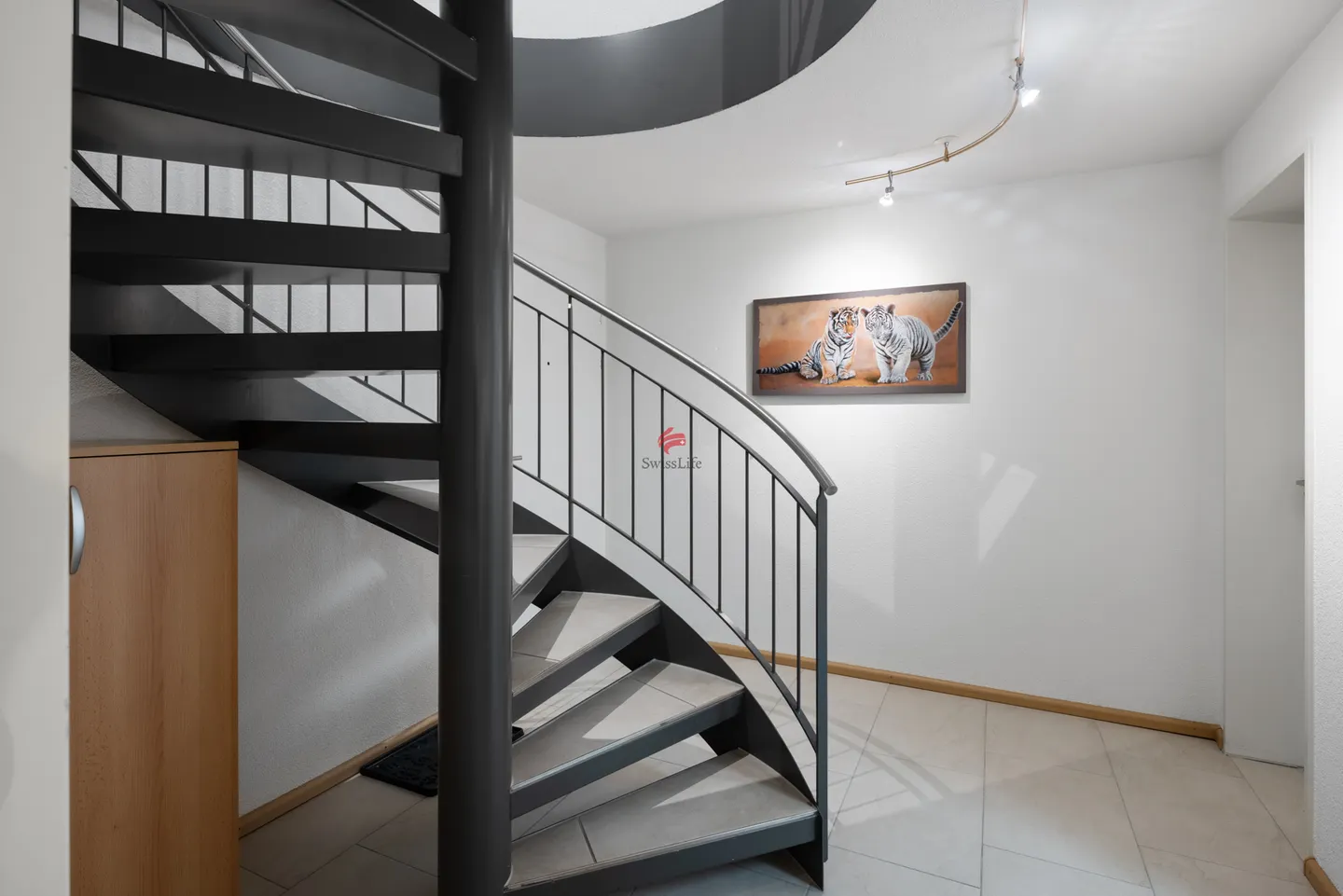 Charming Maisonette Apartment - Photo 11 of 13