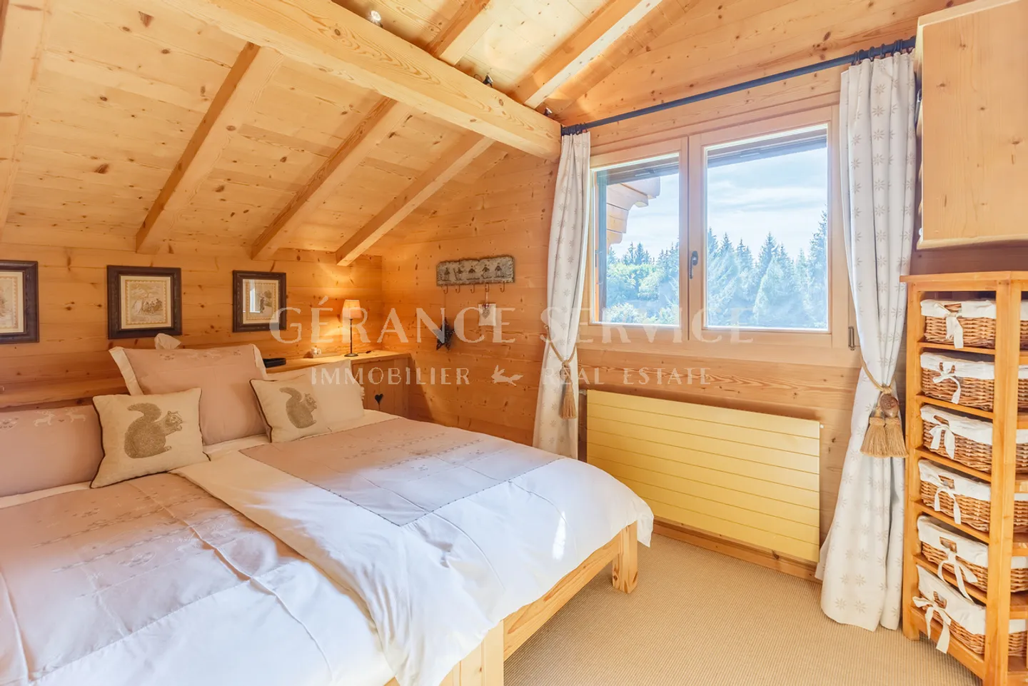 In Paradise - Photo 14 of 25