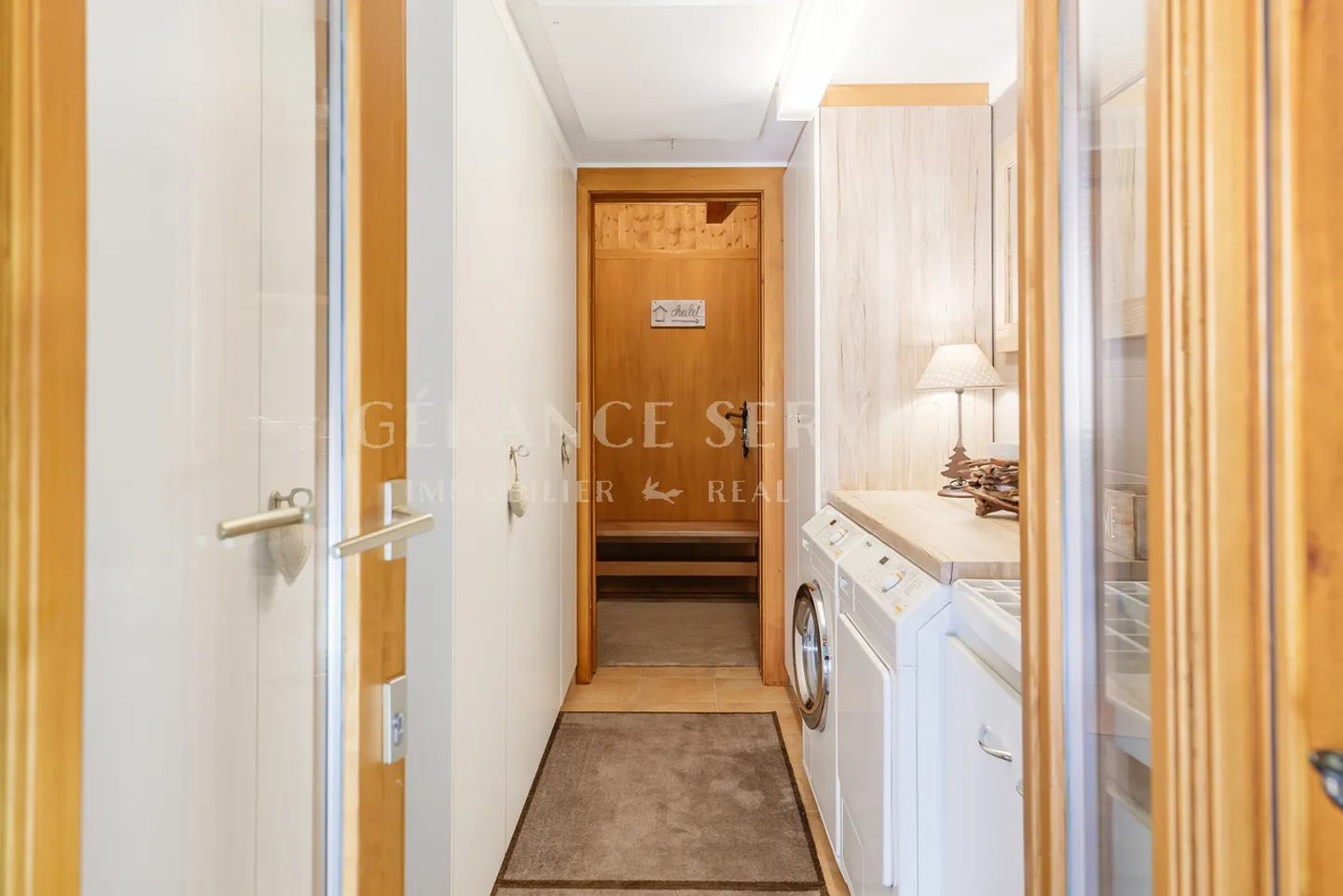 In Paradise - Photo 16 of 25