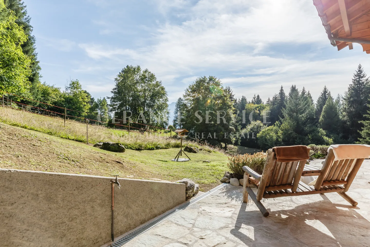 In Paradise - Photo 18 of 25