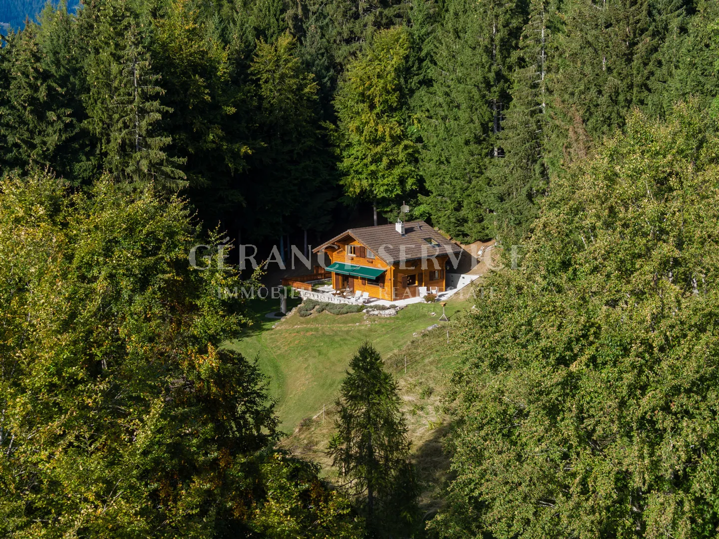 In Paradise - Photo 24 of 25