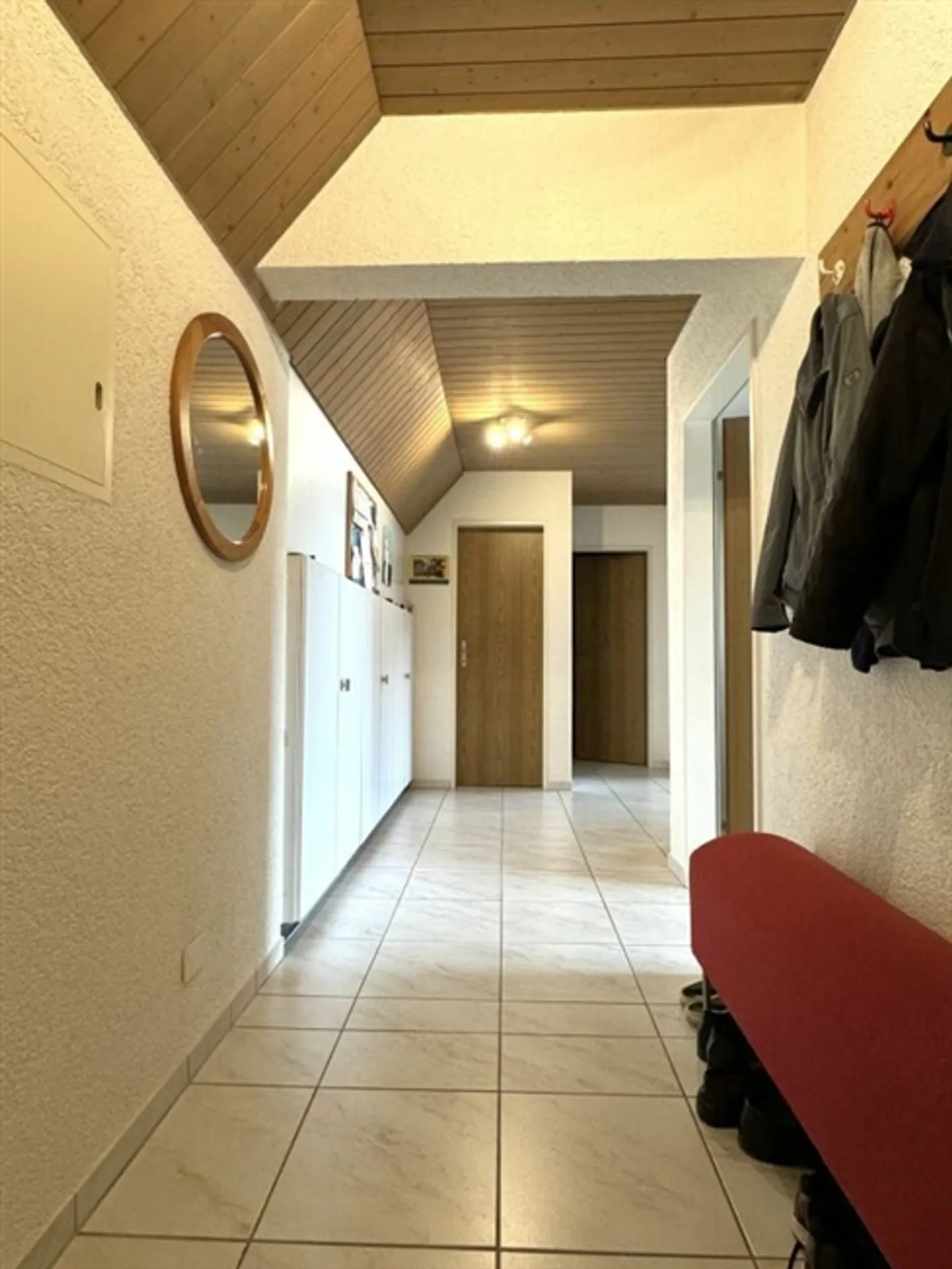 Centrale, tranquilla, soleggiata e in cima - con parcheggio incluso! - Foto 8 di 16