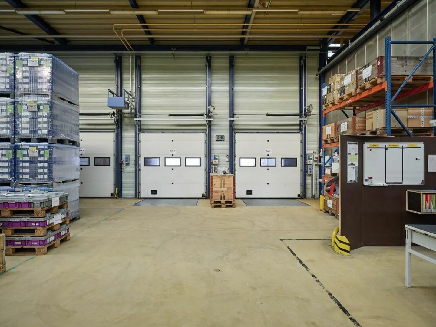 Versatile Commercial Space in Triengen - Photo 2 of 19
