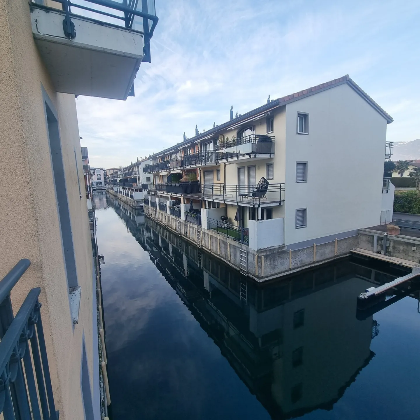 Duplex Appartement au bord de la Marina - Photo 3 sur 22