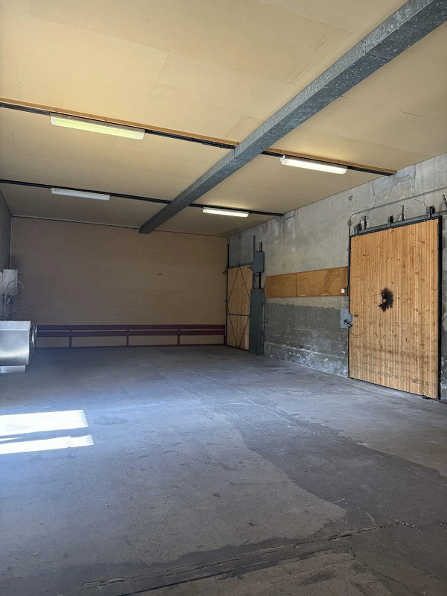 Storage space in freight shed - Brig station - Photo 1 of 3