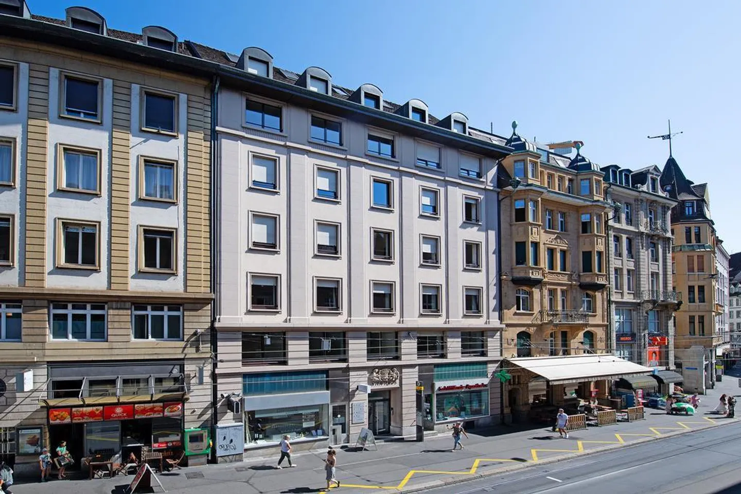 Salon de coiffure meublé au rez-de-chaussée à Schifflände - Photo 12 sur 12