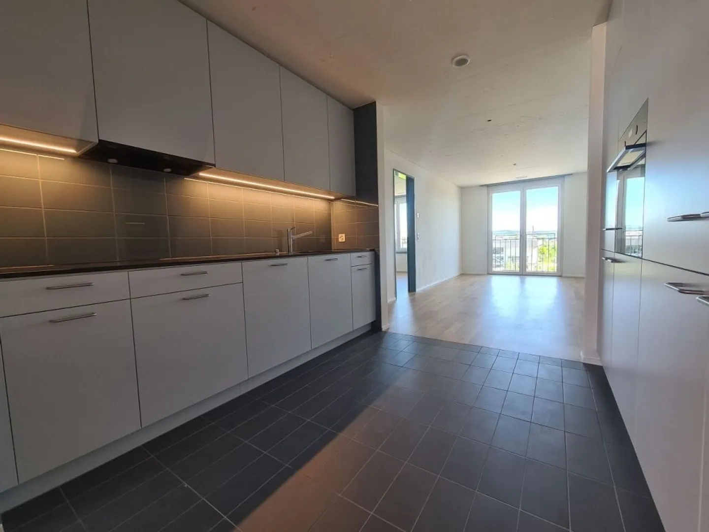 Appartement 3 1/2 pièces BILL Neuhegi - Photo 2 sur 8