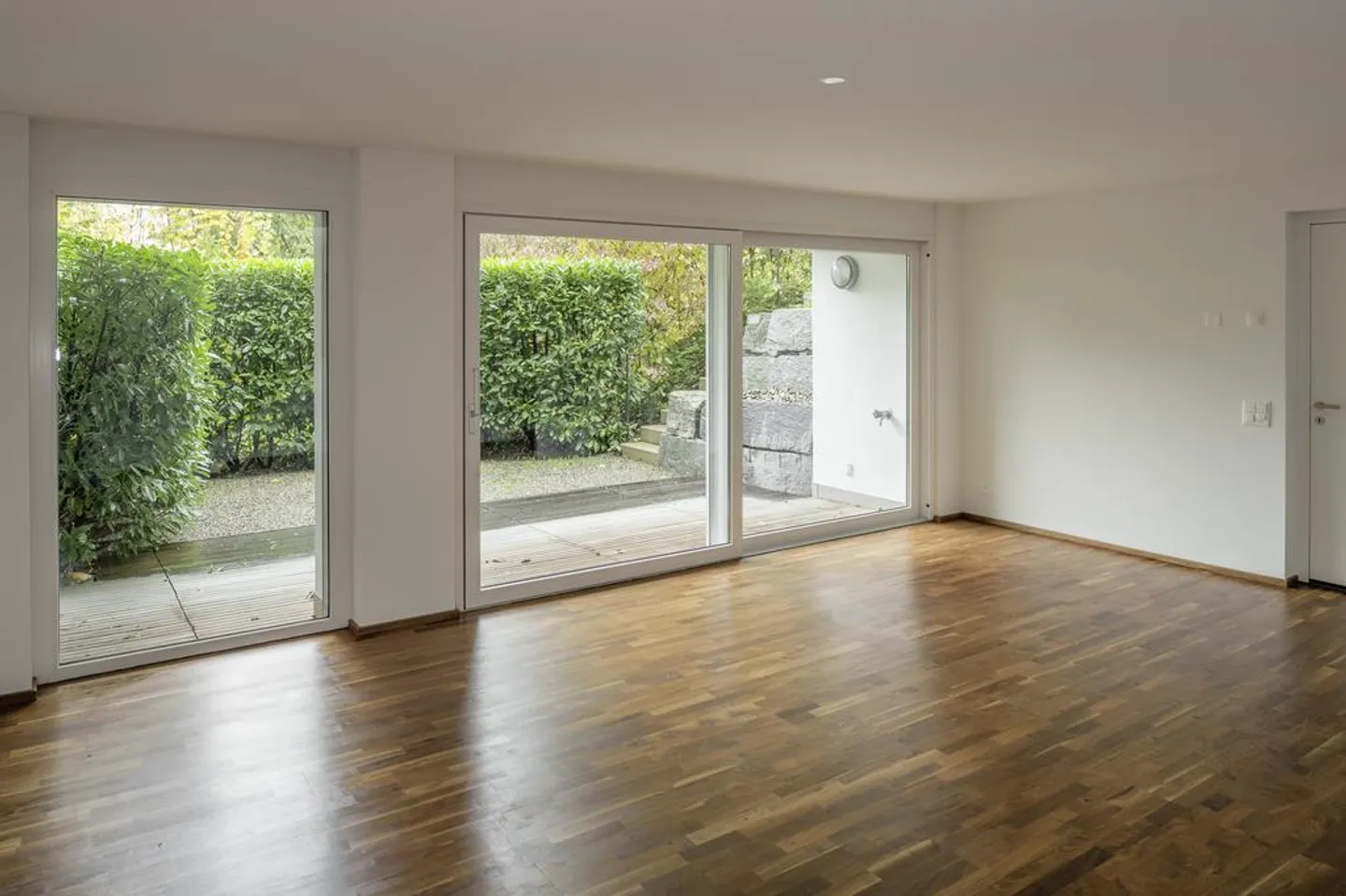 Urban Living in the Green - Photo 4 of 12