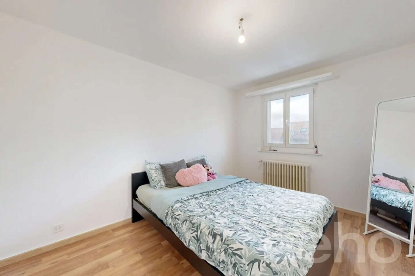 Helle 3,5-Zimmer-Wohnung mit Garten und freiem Blick - Foto 8 von 12
