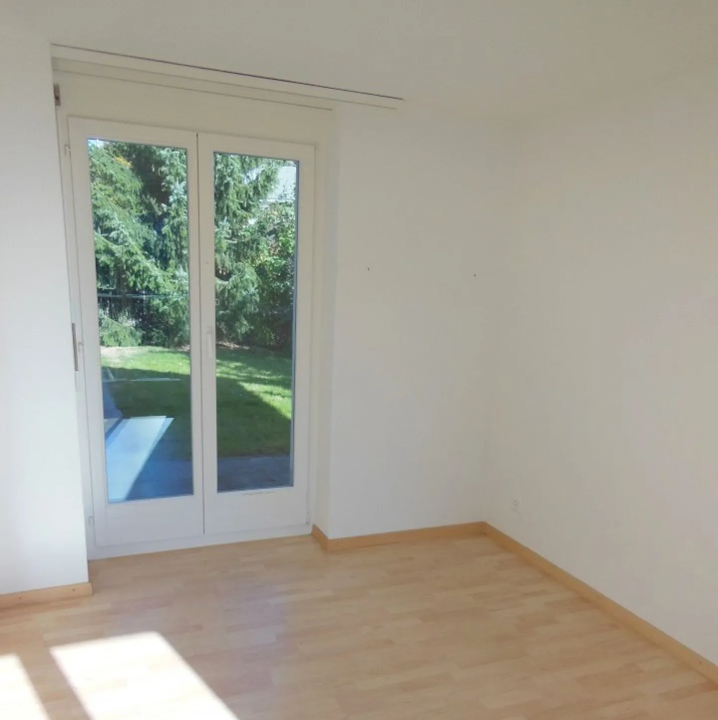 Bell'appartamento giardino di 3,5 locali a Lupfig - Foto 5 di 8