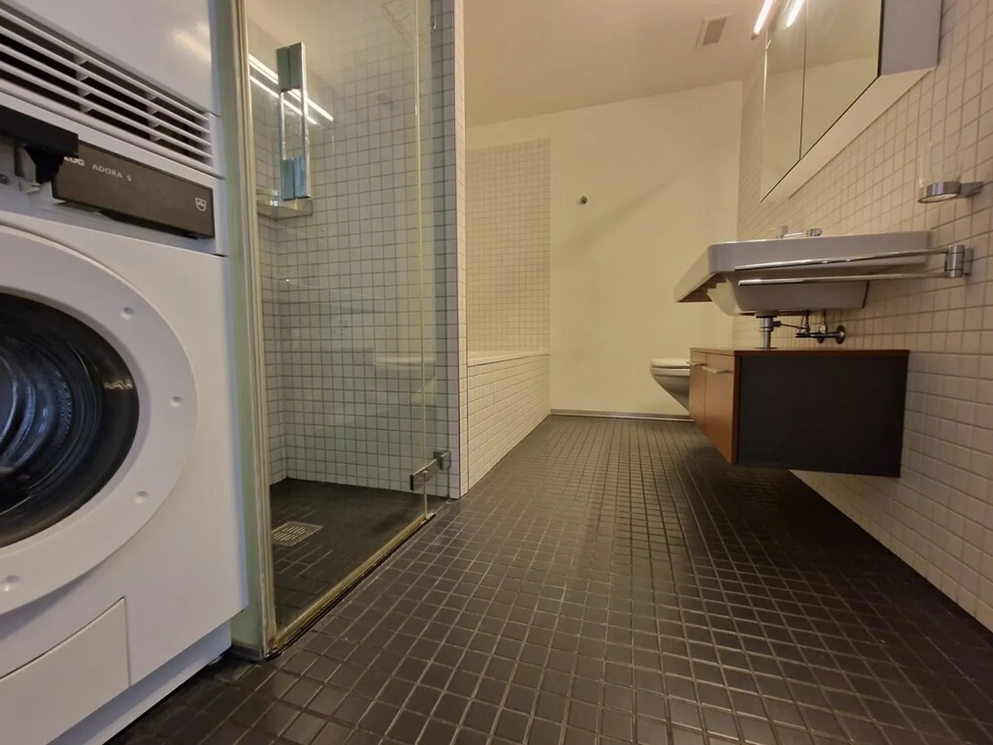 Appartamento in città direttamente sul lago - Foto 4 di 7