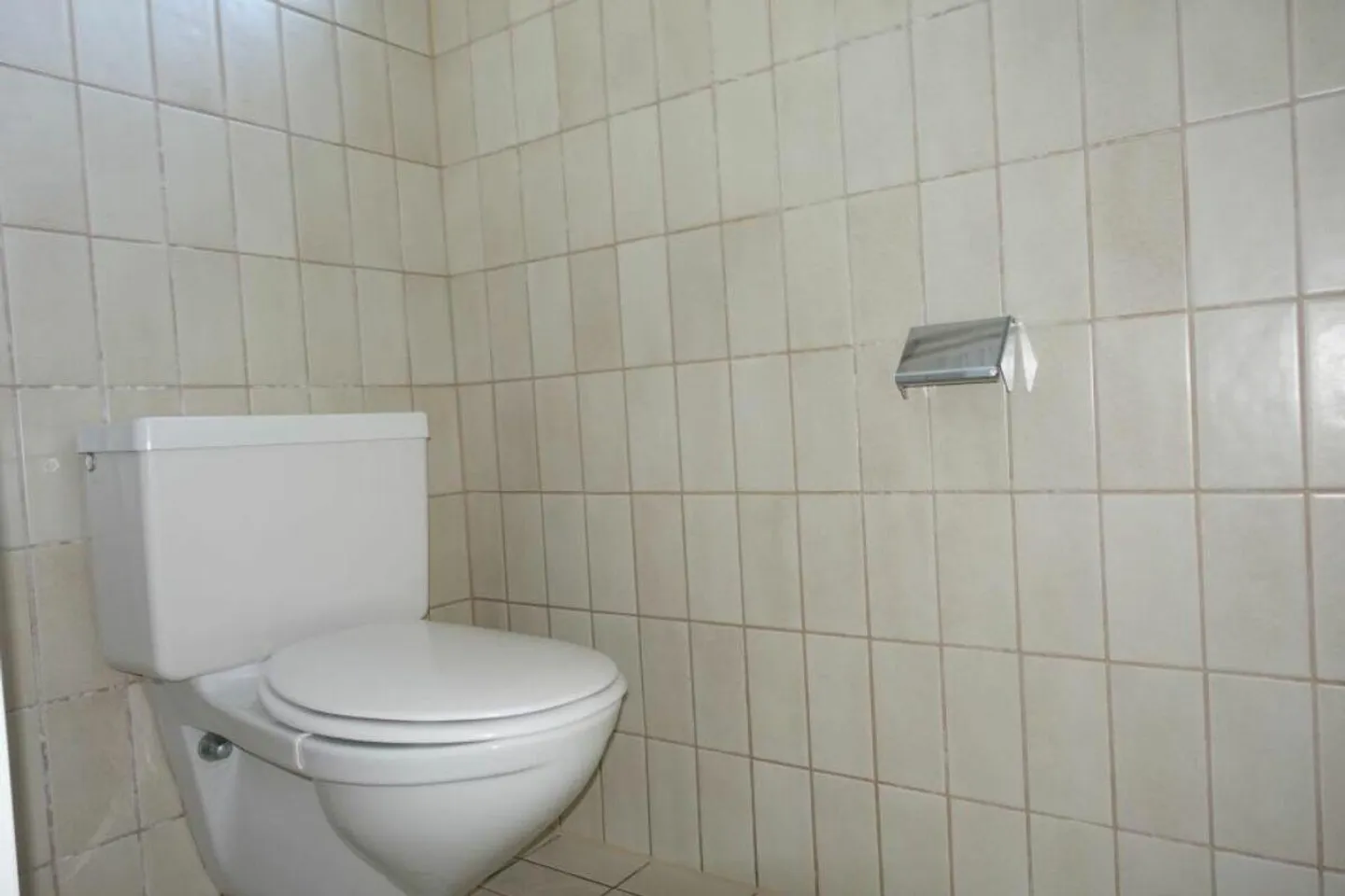 Therapieraum mit div. Praxisräume im EG & UG - Foto 19 di 30