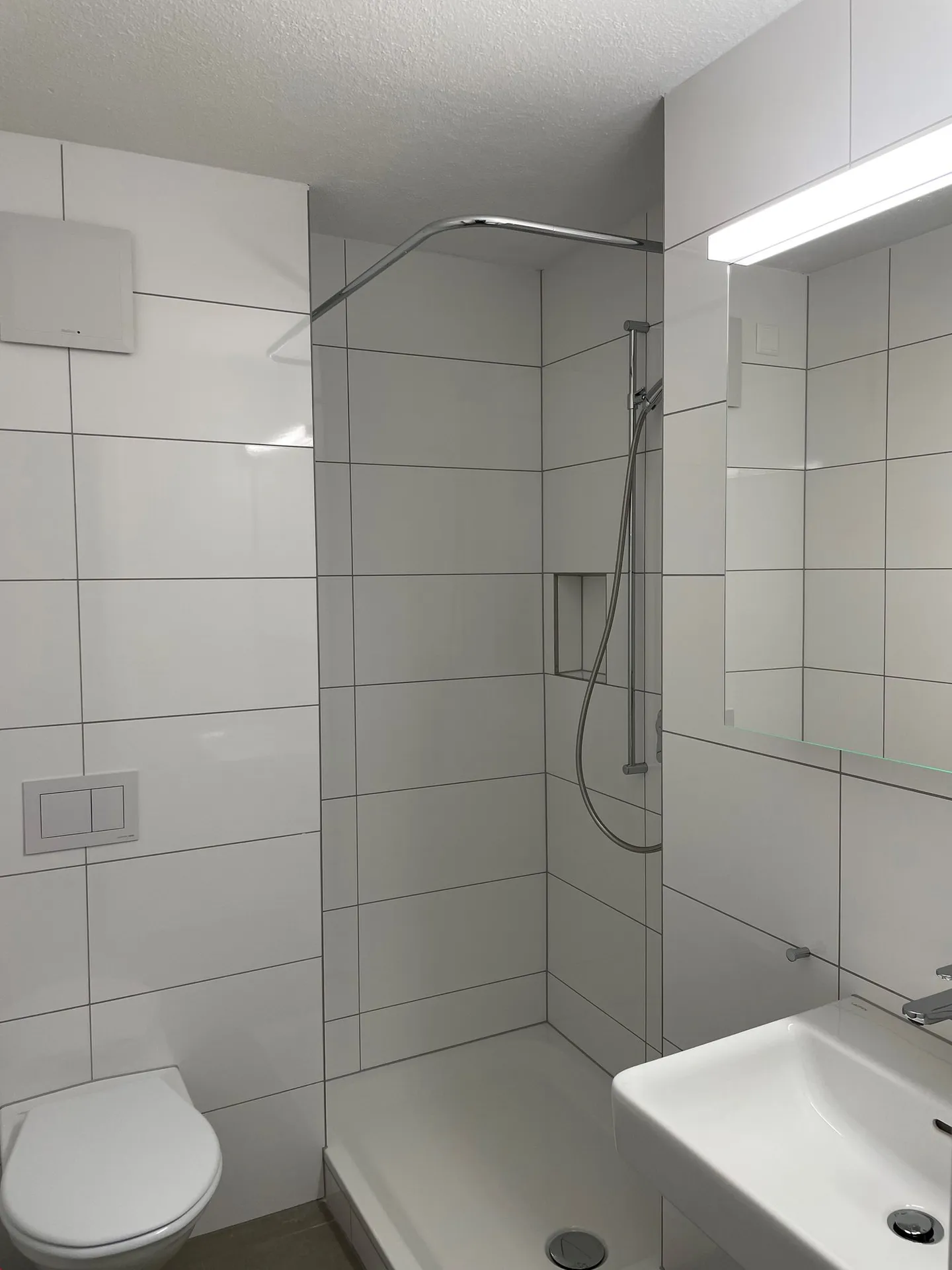 Zentral gelegene 3-Zimmerwohnung zu vermieten - Photo 2 sur 7