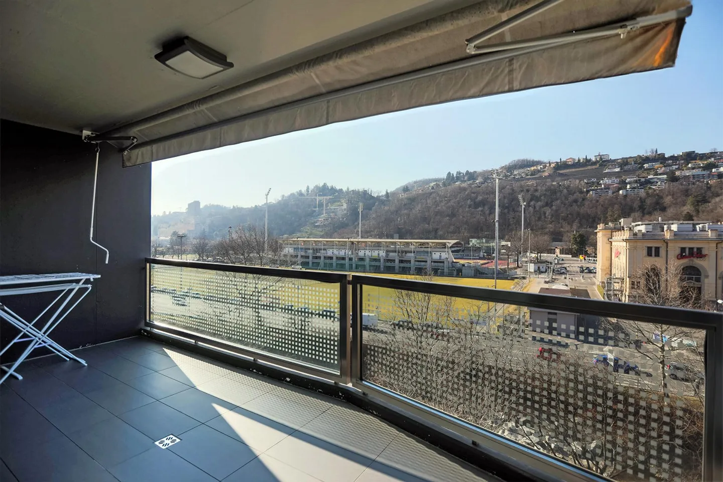 PREGASSONA 4.5-room apartment with large balcony and open view - Photo 1 of 30