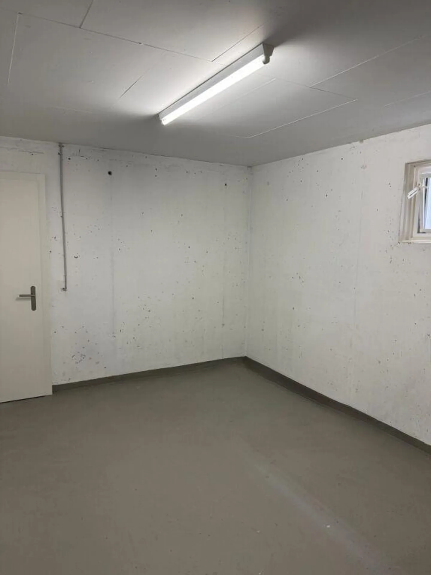 Disporaum zu vermieten - Foto 1 von 3