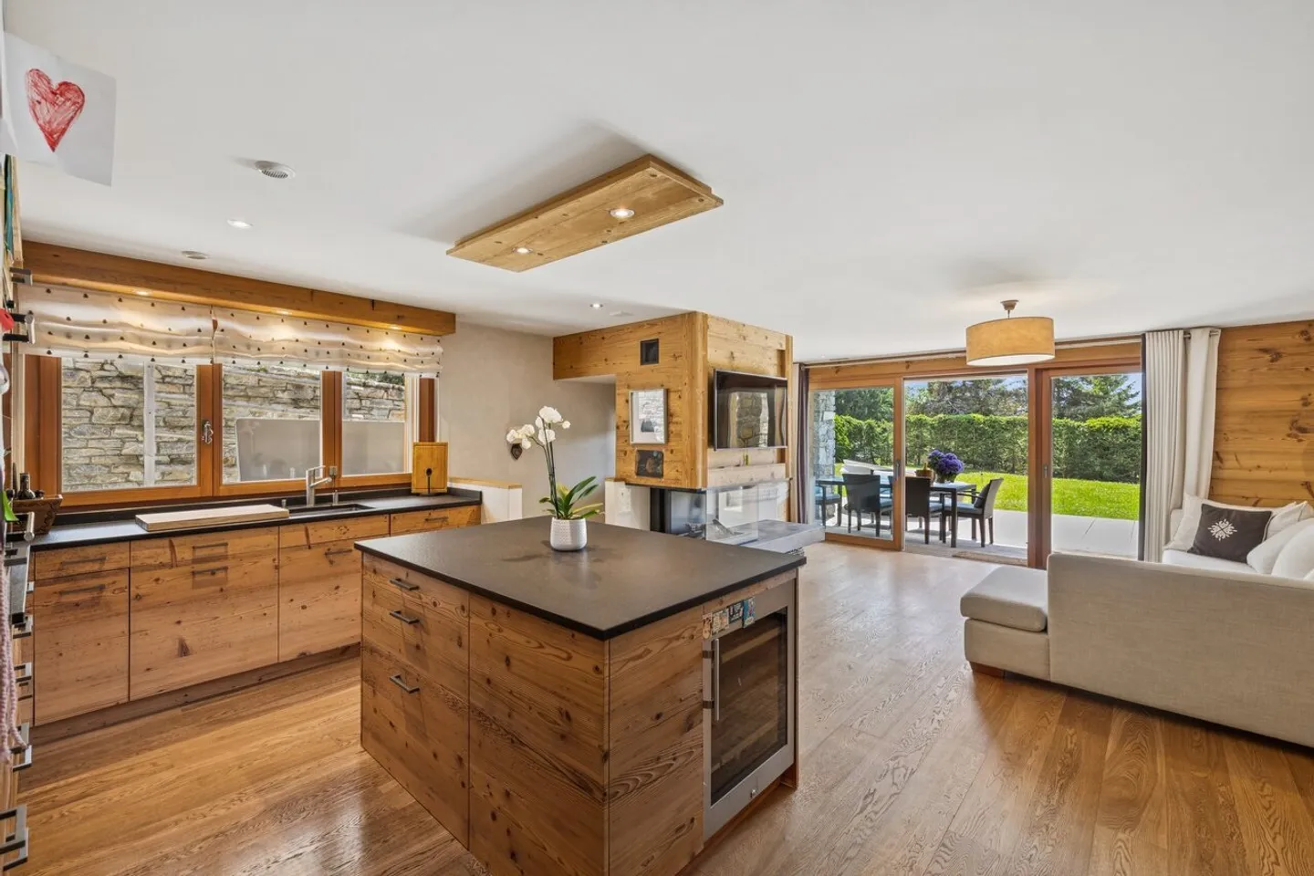 Superbo Duplex con 4 camere da letto, Home Cinema, Giardino, Ski In-Out - Foto 1 di 10