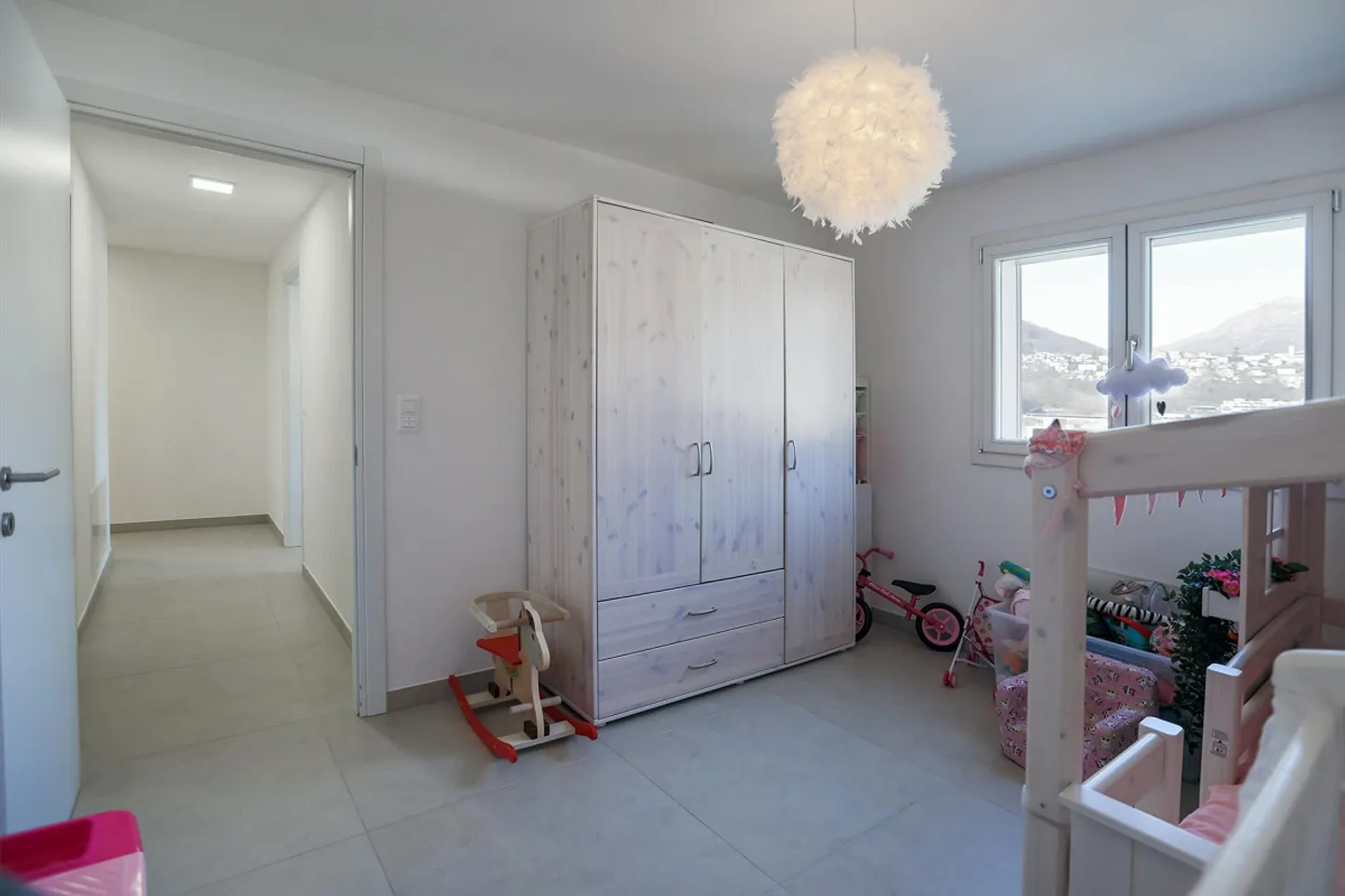 PREGASSONA 4.5-room apartment with large balcony and open view - Photo 13 of 30