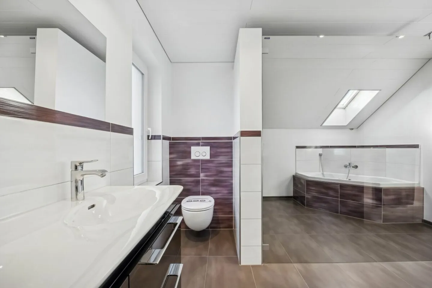 Casa unifamiliare di 5,5 locali con piscina, situata in posizione rurale e tranquilla - Foto 7 di 13