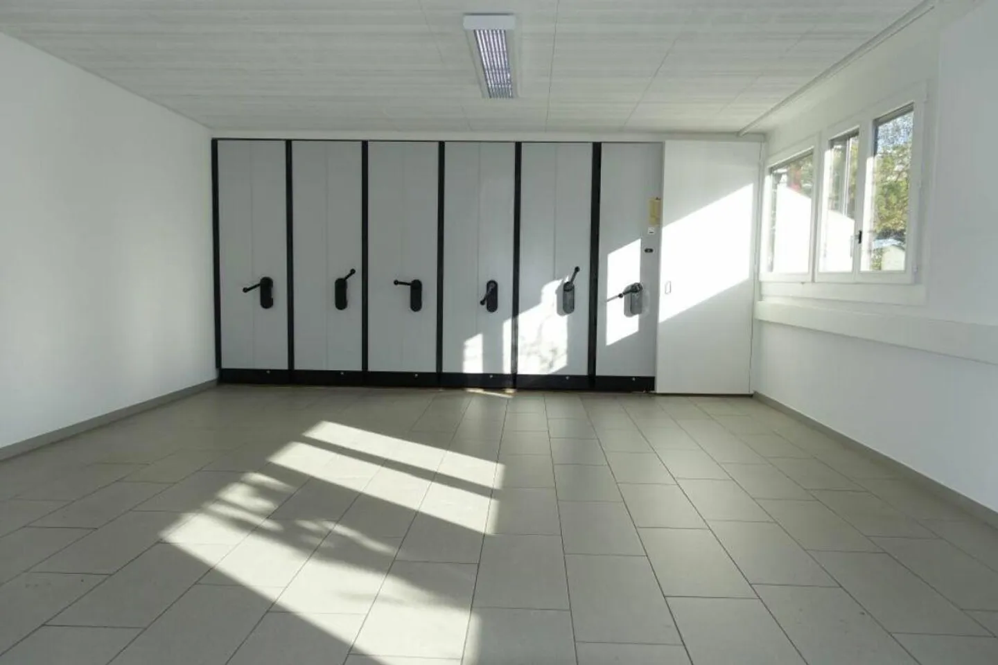 Therapieraum mit div. Praxisräume im EG & UG - Foto 24 di 30