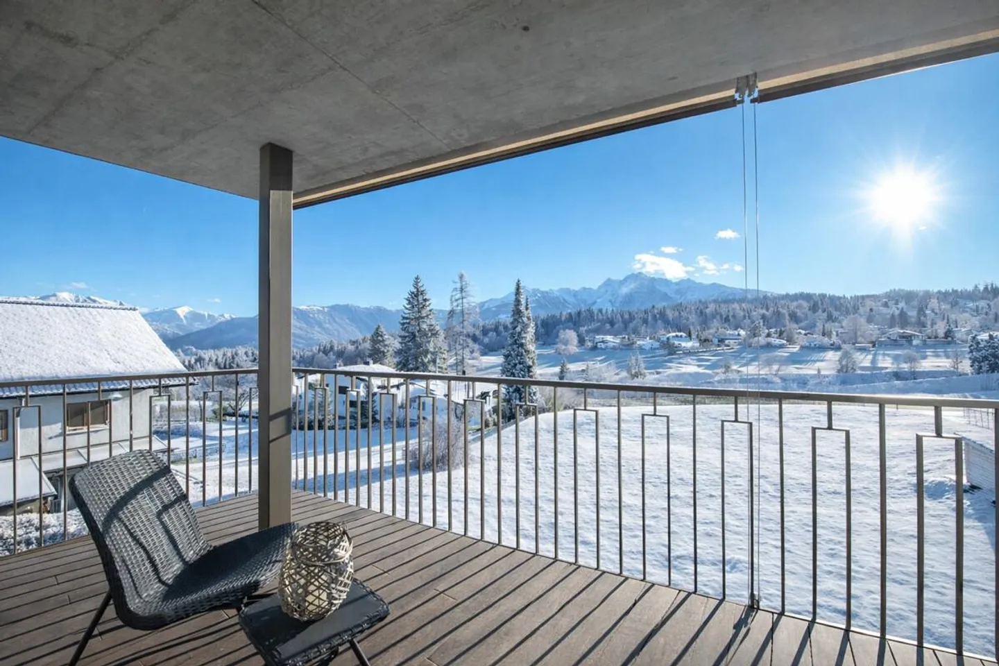 New Roof Holiday Apartment with Beautiful Mountain Panorama in Flims - Photo 3 of 4