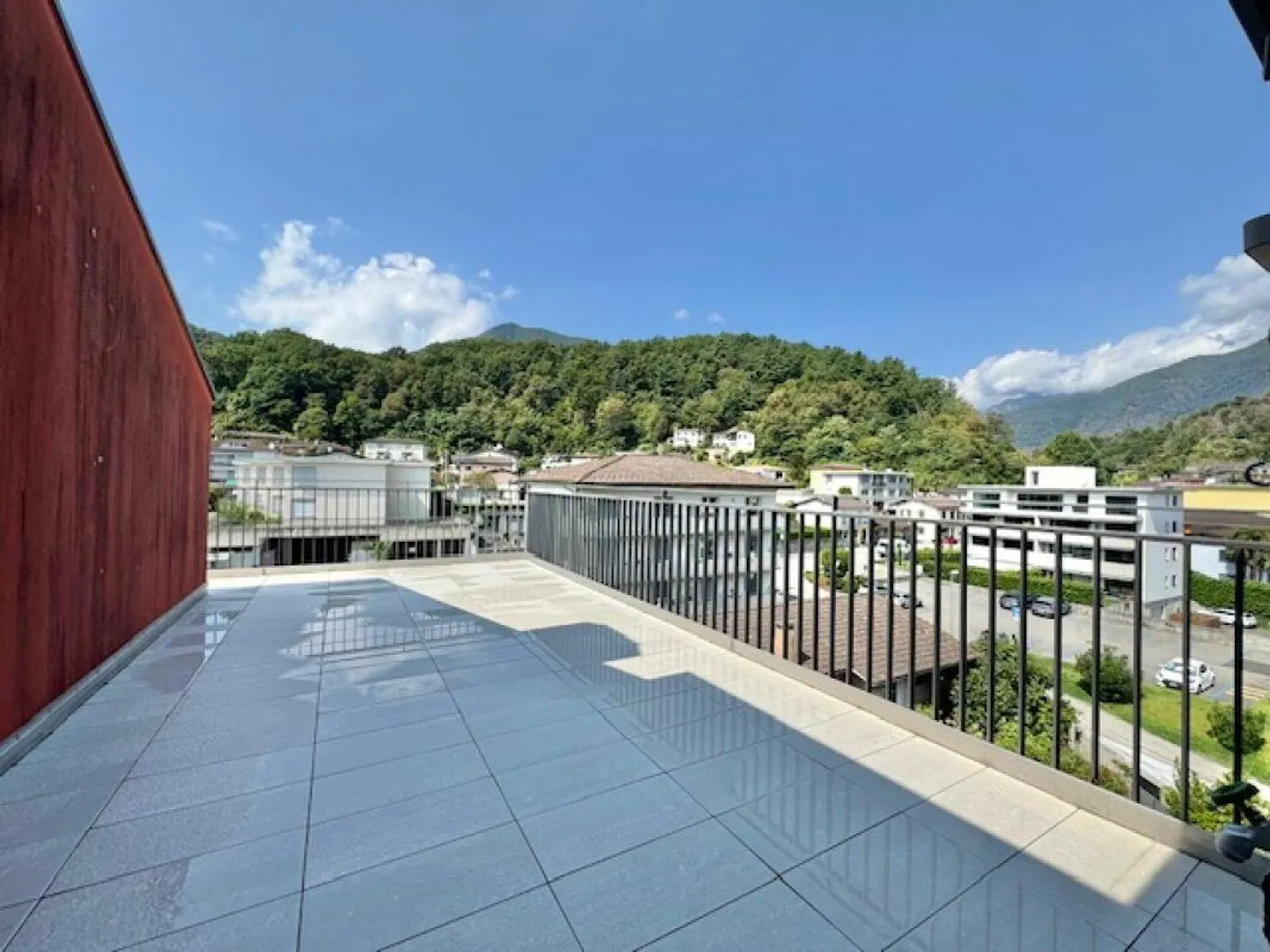 Vendita nella città di Losone - Duplex attico moderno con 5,5 stanze - Foto 23 di 27