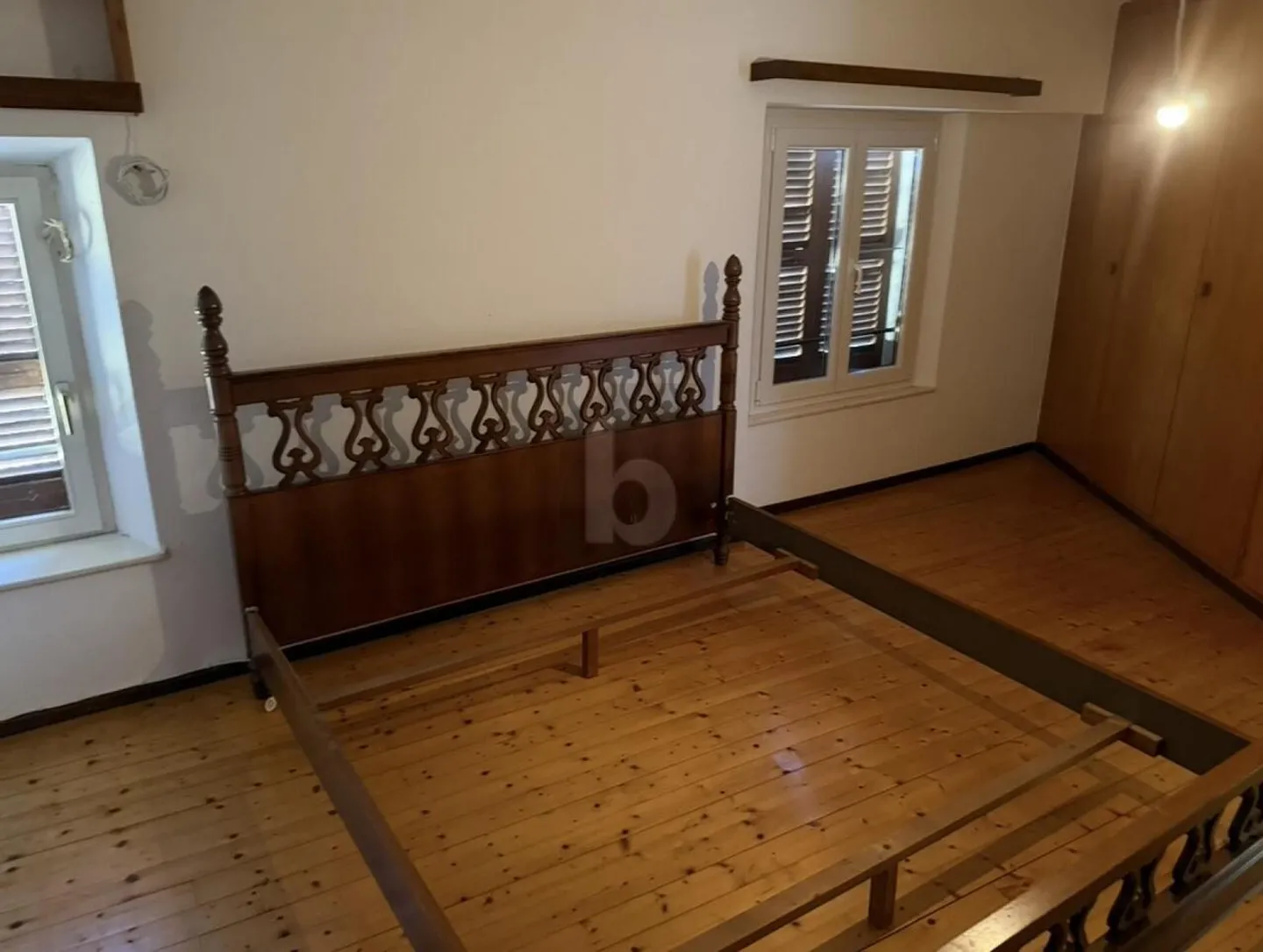 SPAZIOSA CASA DI NUCLEO - Foto 4 di 6
