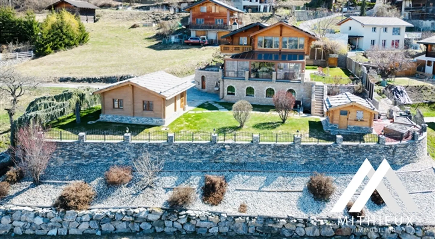 CHALET SPAZIOSO DI 5,5 STANZE, LES AGETTES (4 VALLEYS) - Foto 1 di 20