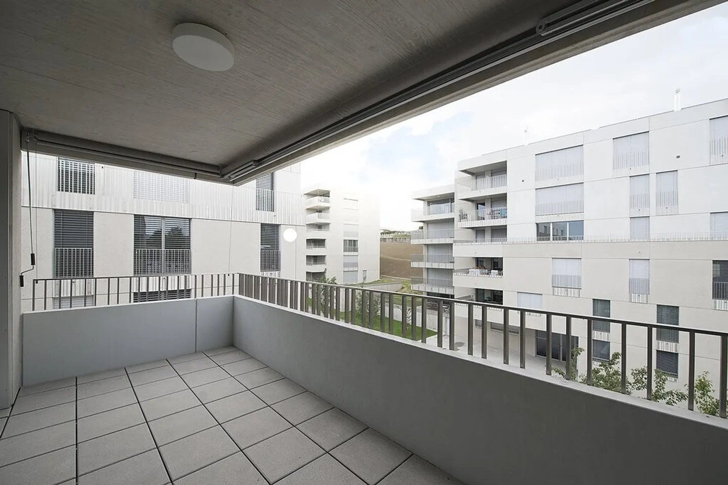 Ampio appartamento di 3,5 locali al 4° piano - Foto 6 di 7