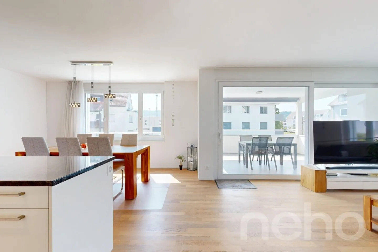Geräumige Wohnung mit grossem Balkon - Foto 9 von 12