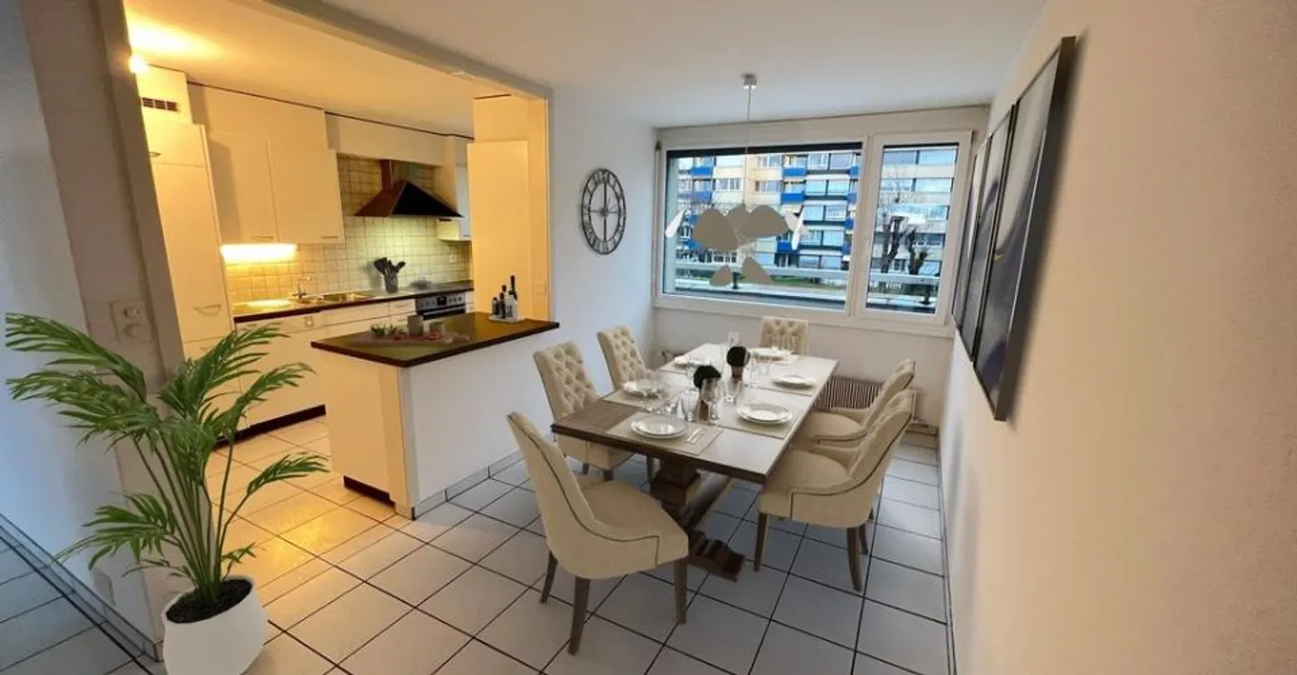 Wunderschöne Penthouse-Wohnung in der Nähe aller Annehmlichkeiten - Foto 5 von 8