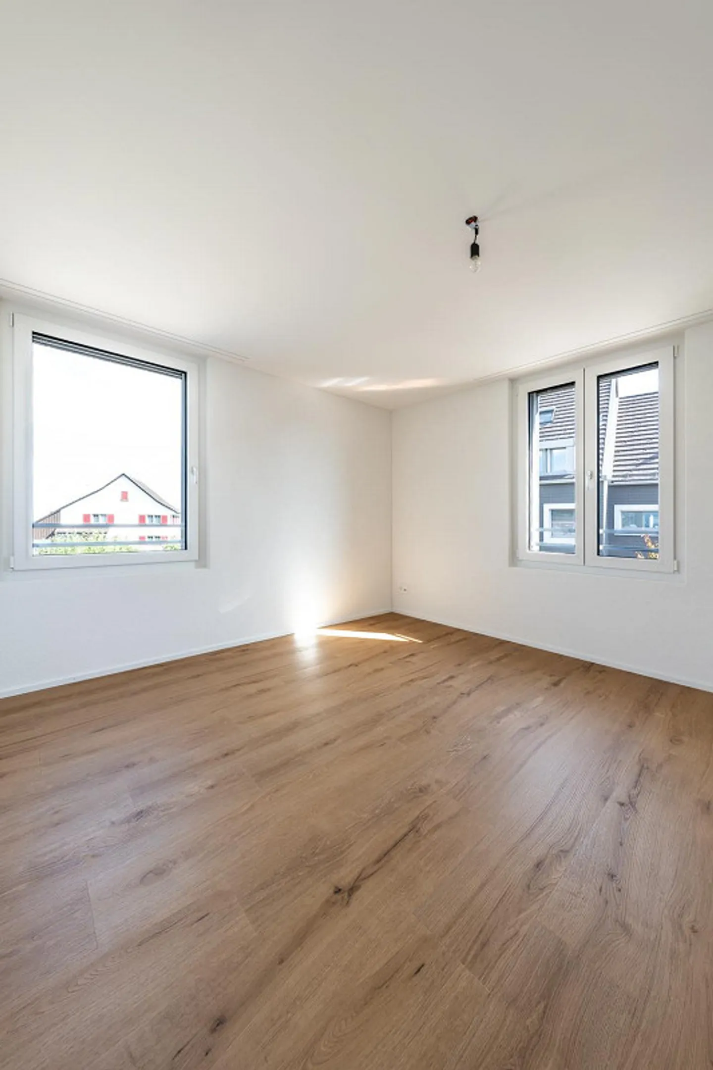 3.5-room apartment - sunny, spacious and with a wide view - Photo 9 of 13