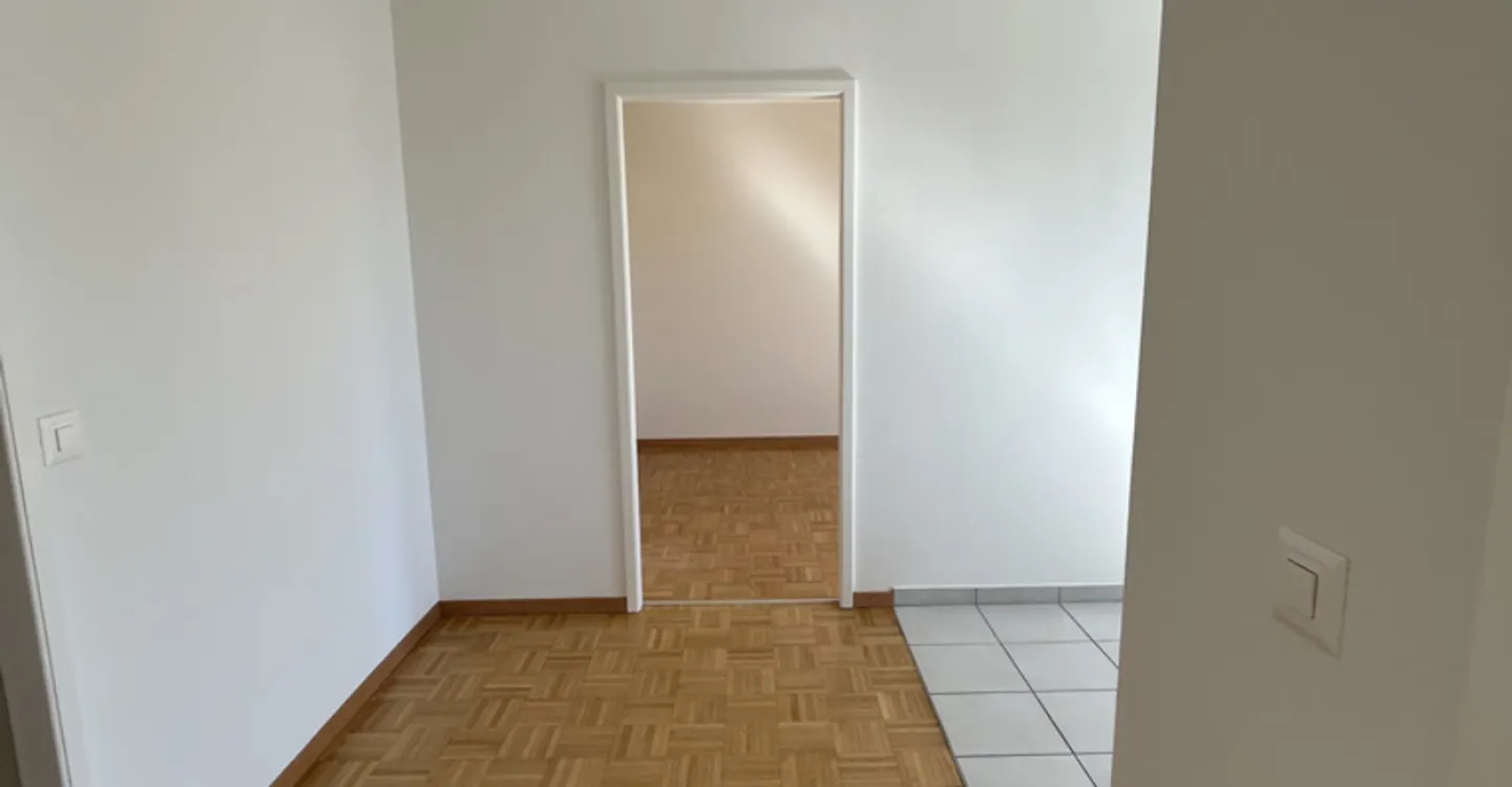 To seize - 2.5 room apartment in Crissier - Photo 6 of 9