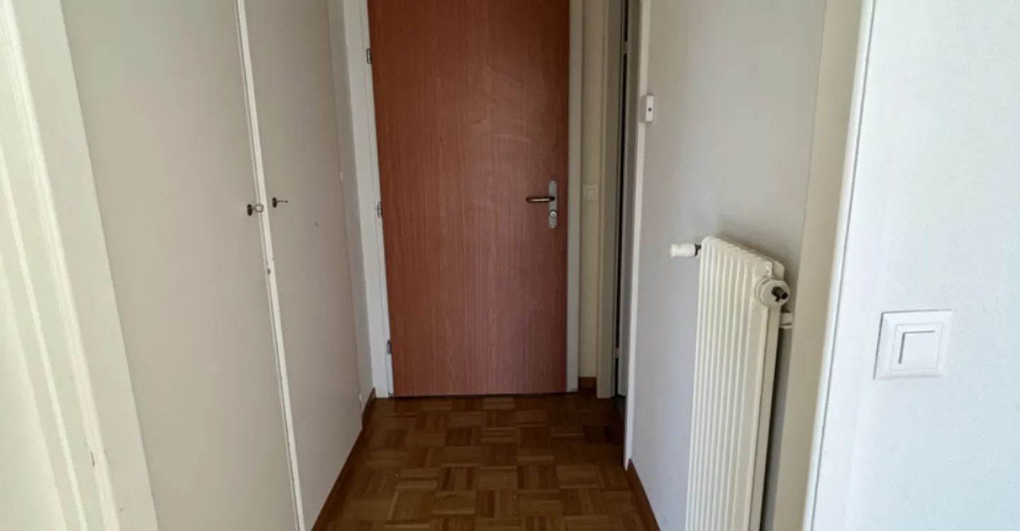 To seize - 2.5 room apartment in Crissier - Photo 7 of 9