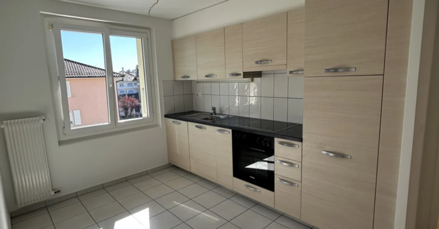 To seize - 2.5 room apartment in Crissier - Photo 2 of 9