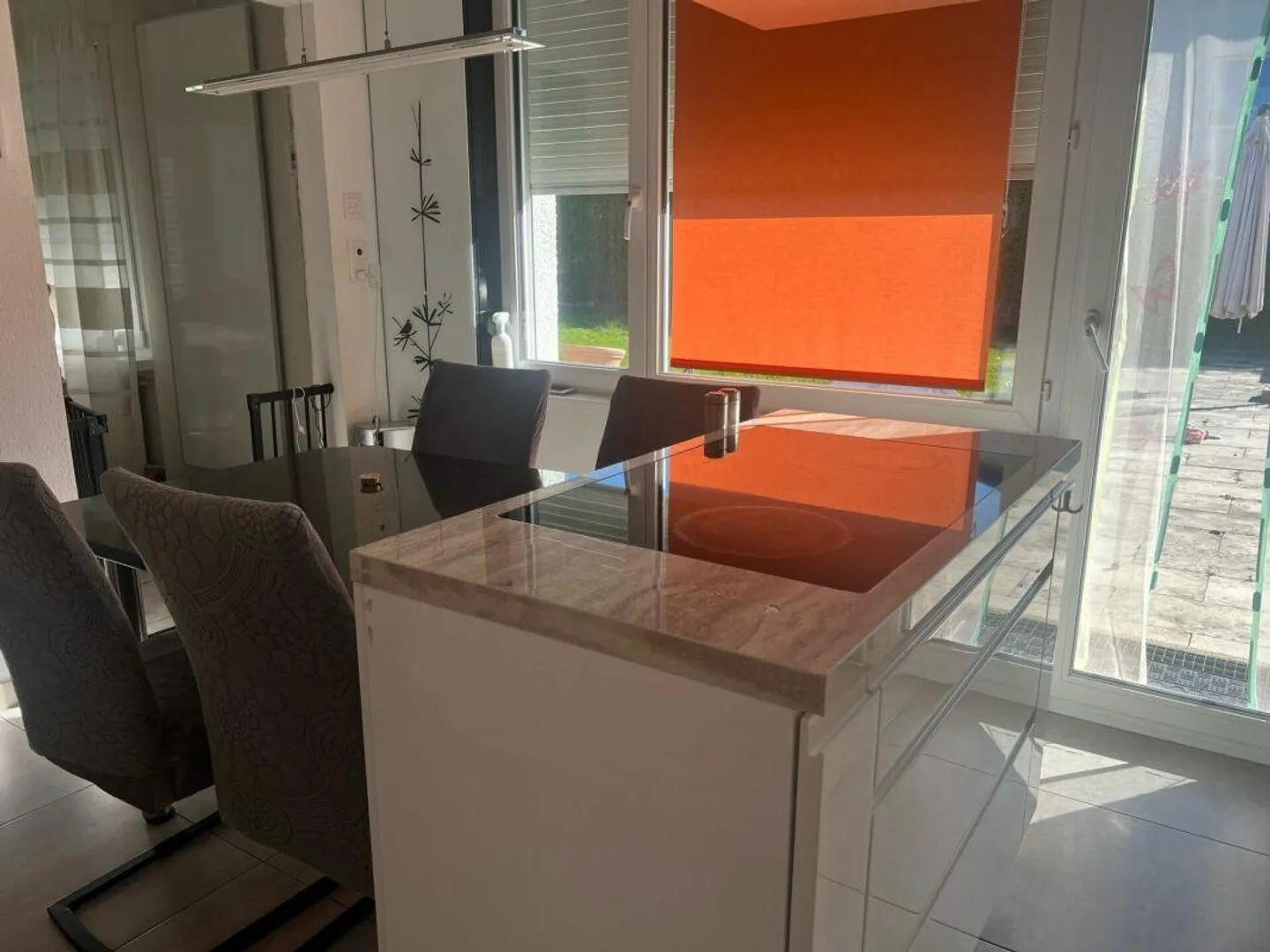 STIL, RAUM & ERHOLUNG - IHR 8.5-ZIMMER-EFH MIT POOL U. V. M - Foto 5 von 13