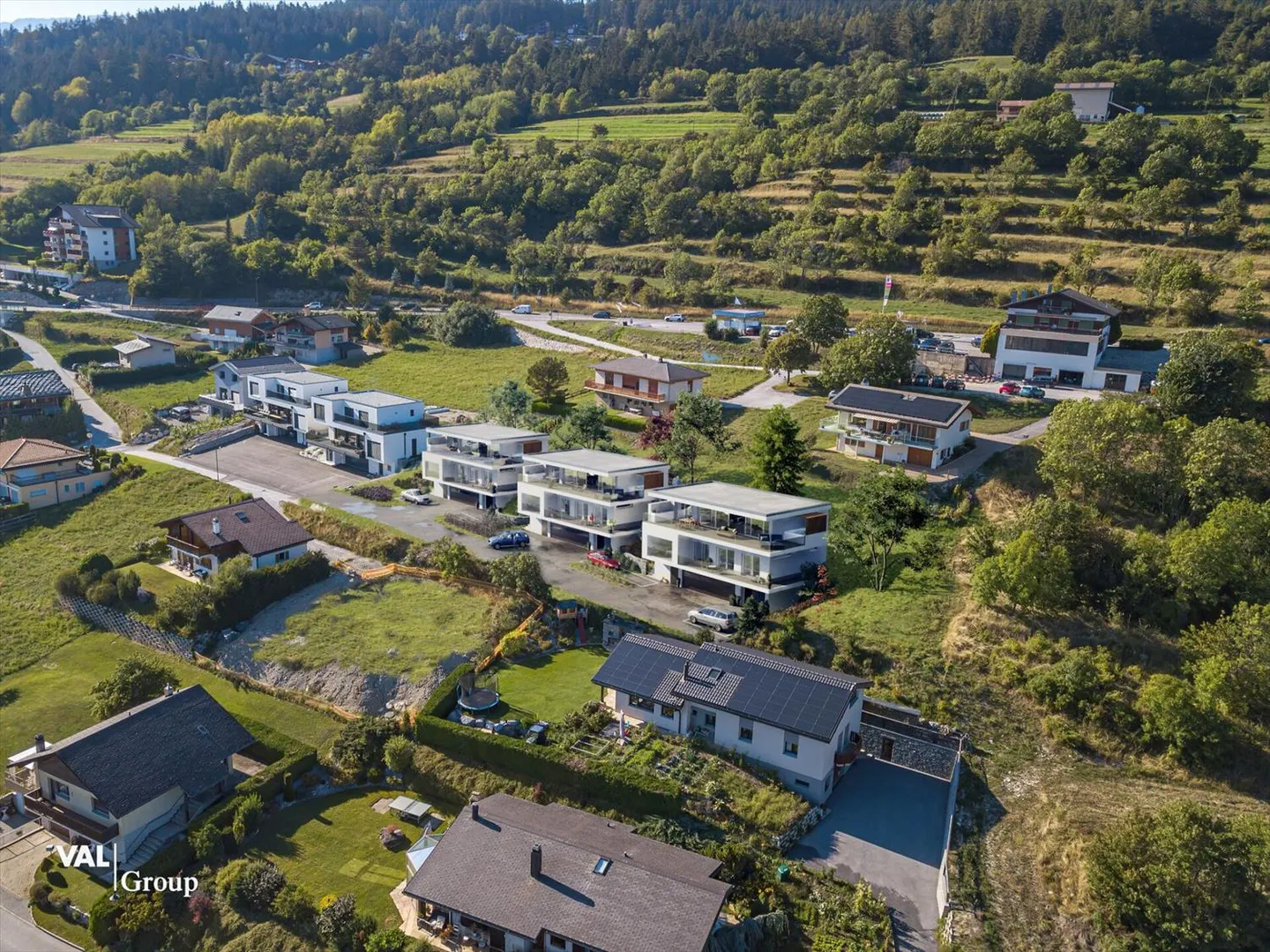 Il ne reste qu'une villa - les travaux ont commencé ! - Photo 12 sur 13