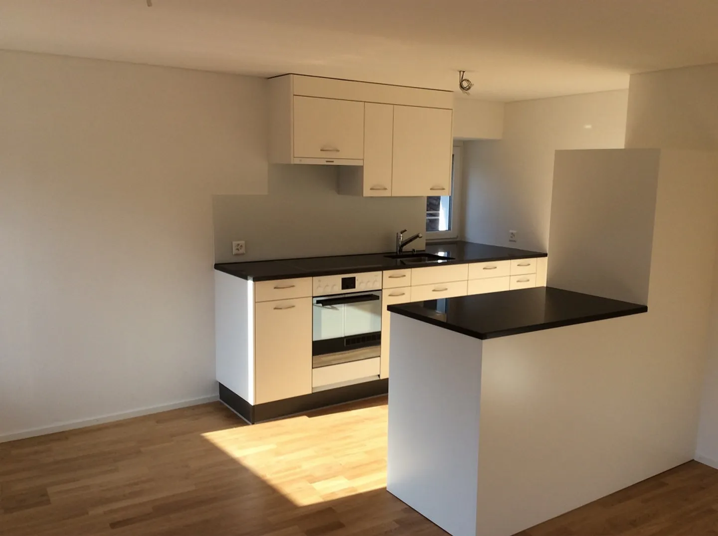 Appartamento attraente di 3½ locali in una posizione privilegiata nella città vecchia - Foto 4 di 9