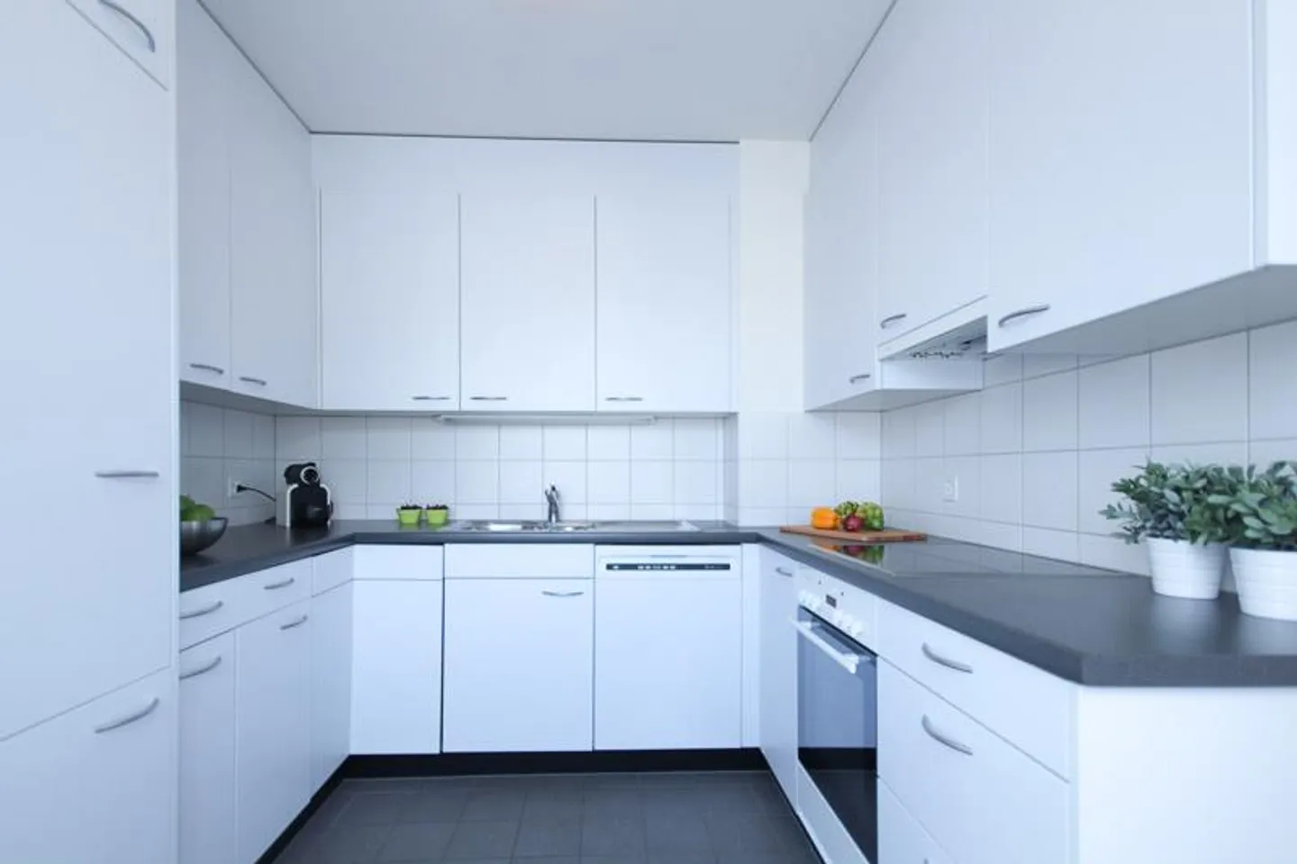 January Promotion - Move in Relaxed and Live Rent-Free - Photo 4 of 7