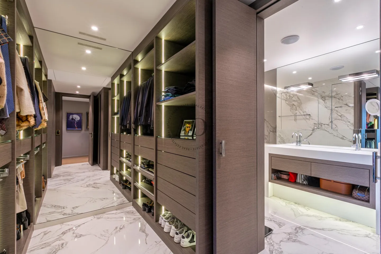 Attic of Superlatives - Architectural Masterpiece - Photo 9 of 14