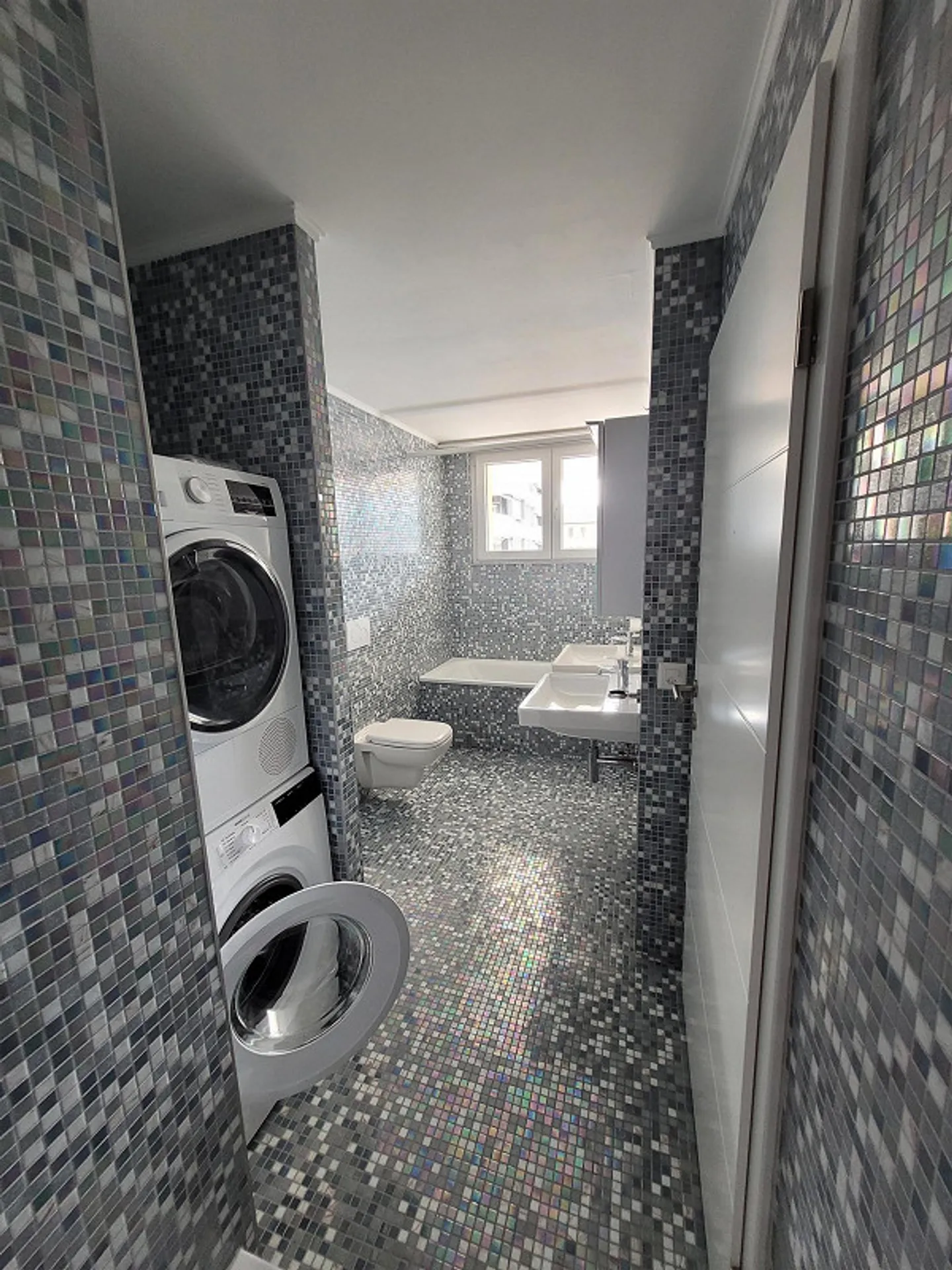 Appartamento 3.5 locali in posizione centrale cerca nuovo inquilino - Foto 2 di 5