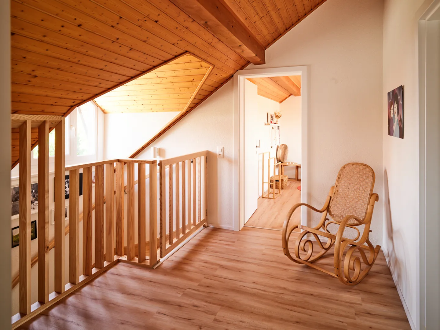 Renovated farmhouse with 2 apartments and residual potential - Photo 13 of 14