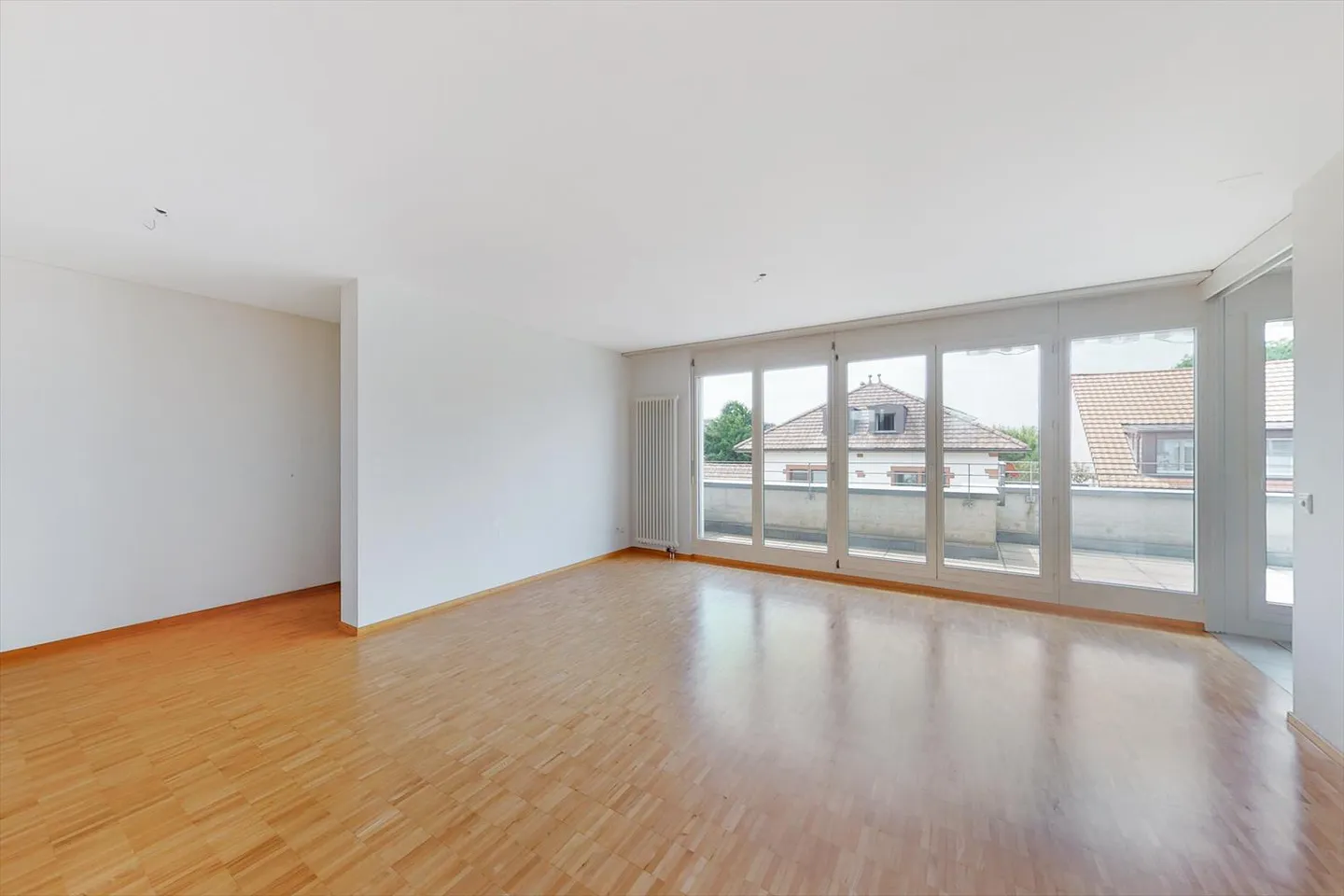 Apartment for rent - Photo 4 of 12