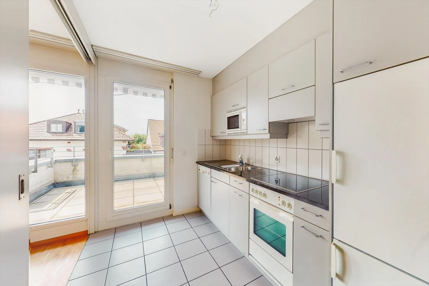 Apartment for rent - Photo 9 of 12