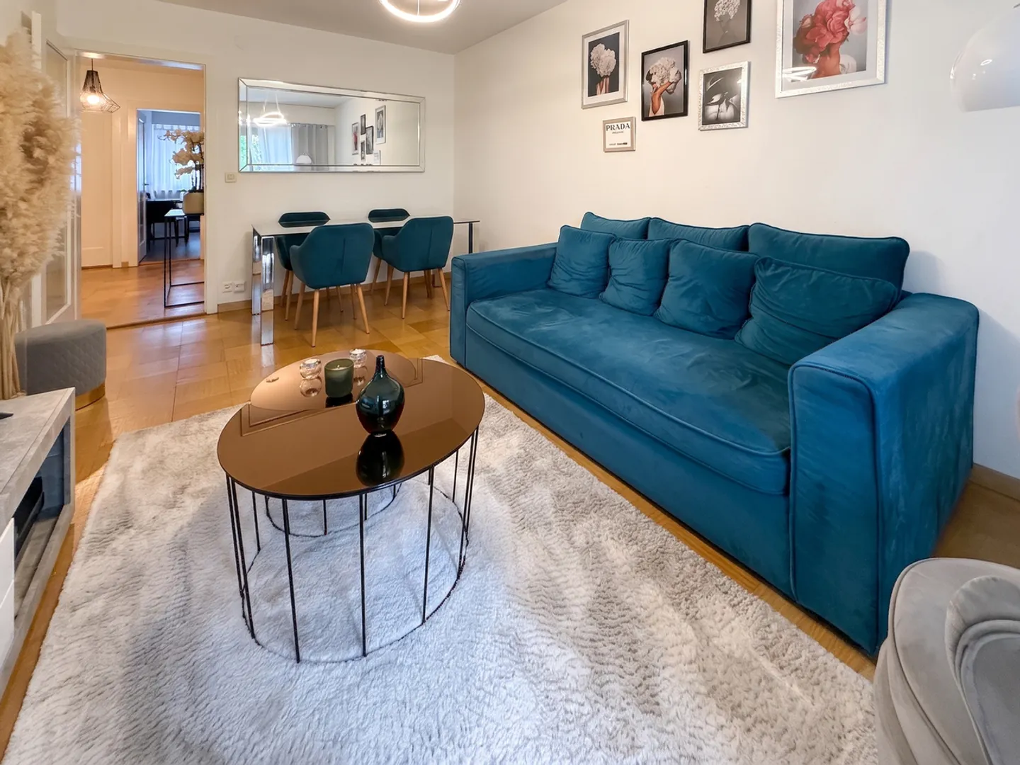 Renovated Apartment with Balcony - Photo 2 of 9