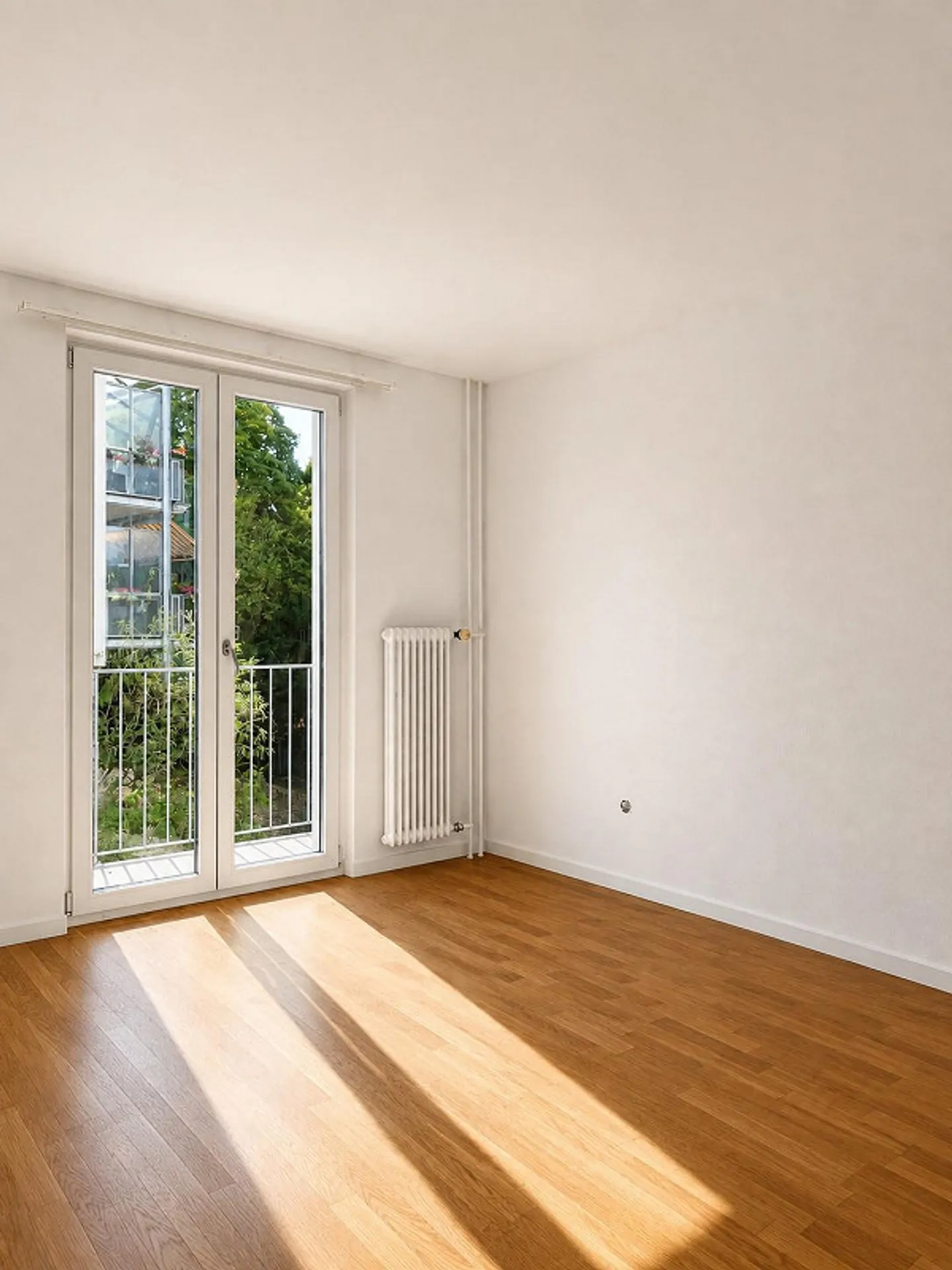 Living in a central location in Binningen - Photo 1 of 12
