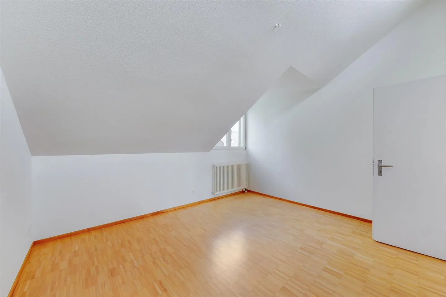 Apartment for rent - Photo 10 of 12