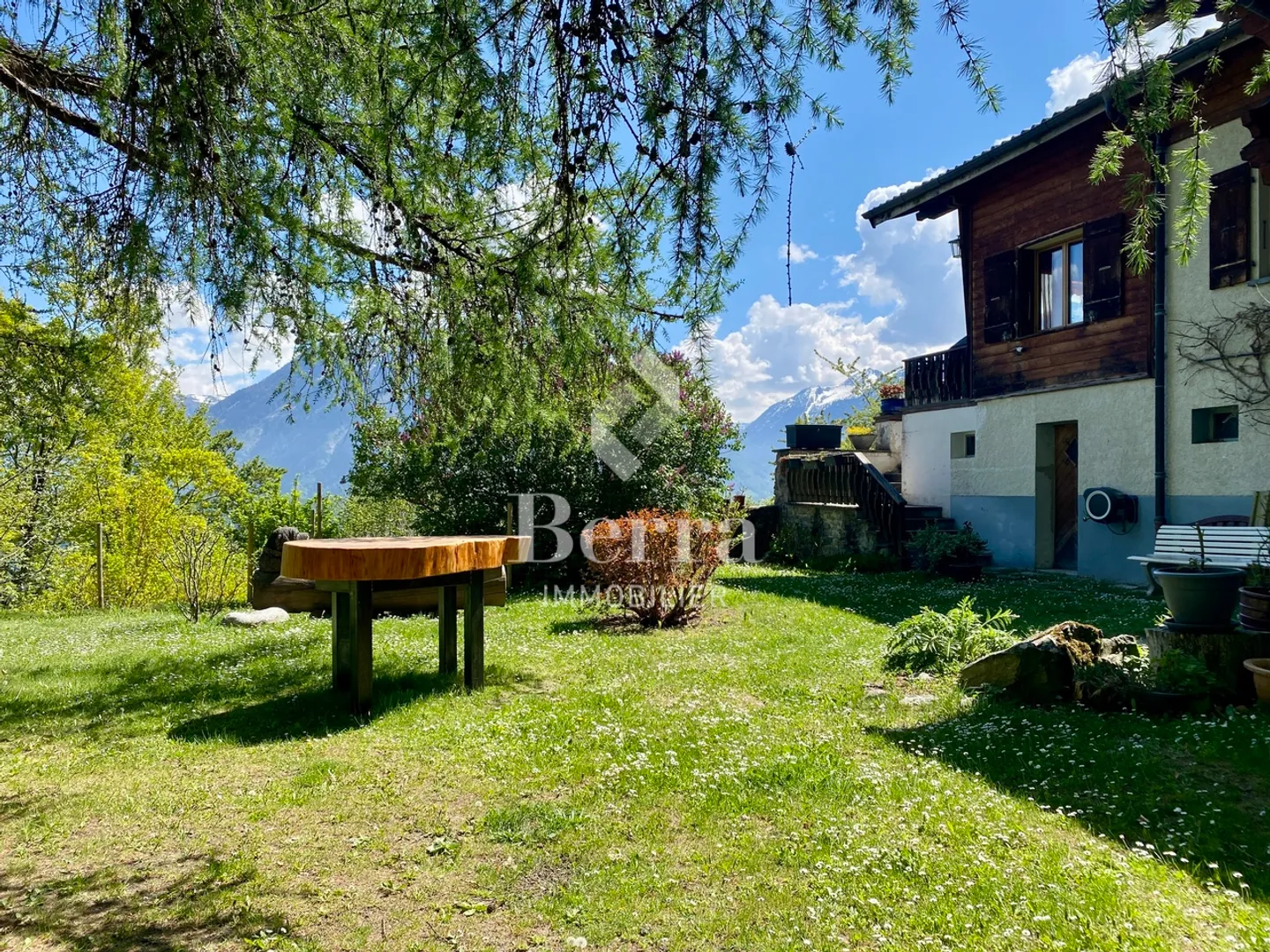 Villa with incomparable view and large plot in Ravoire, near Martigny - Photo 3 of 20