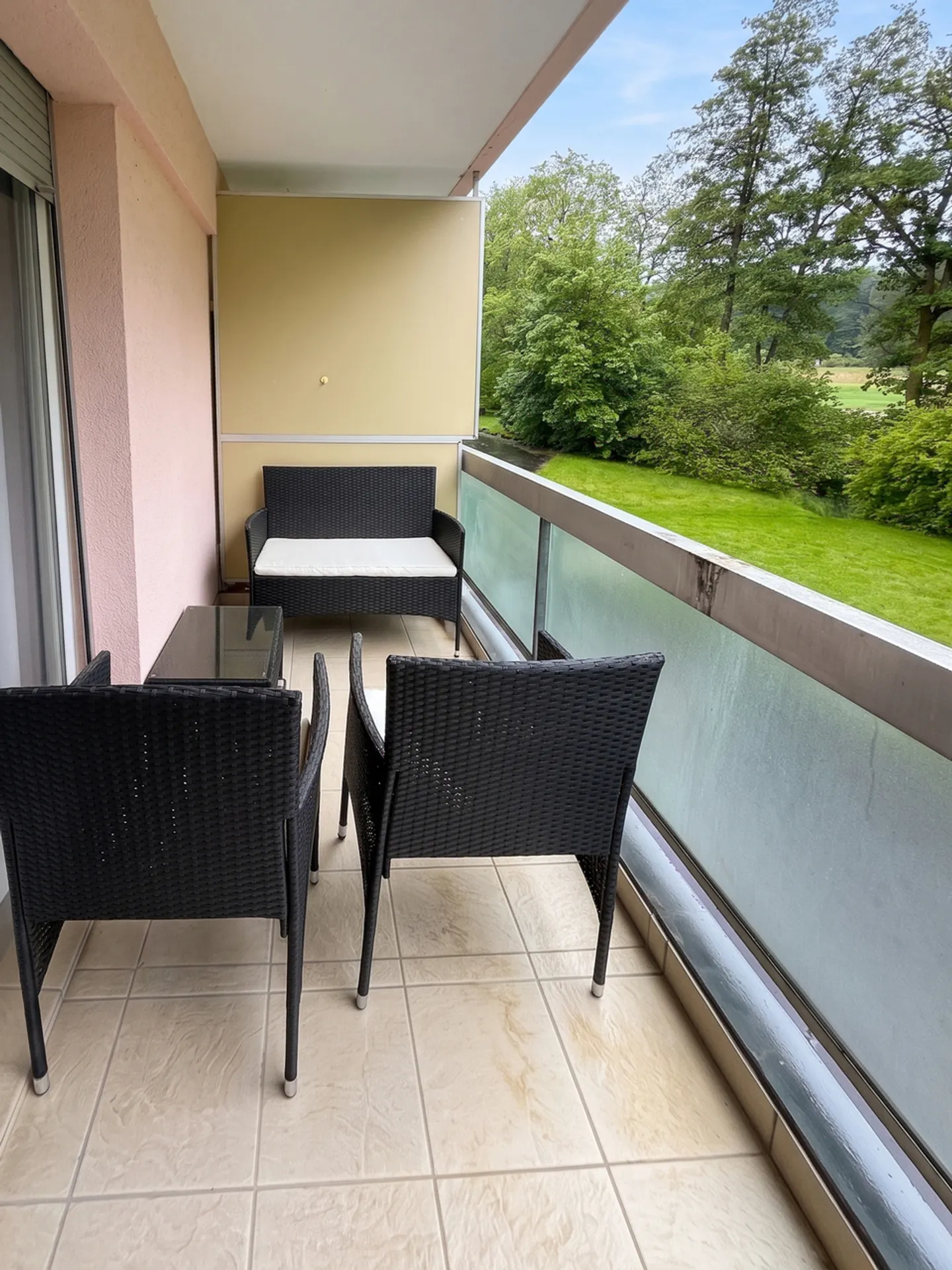 Renovated Apartment with Balcony - Photo 9 of 9