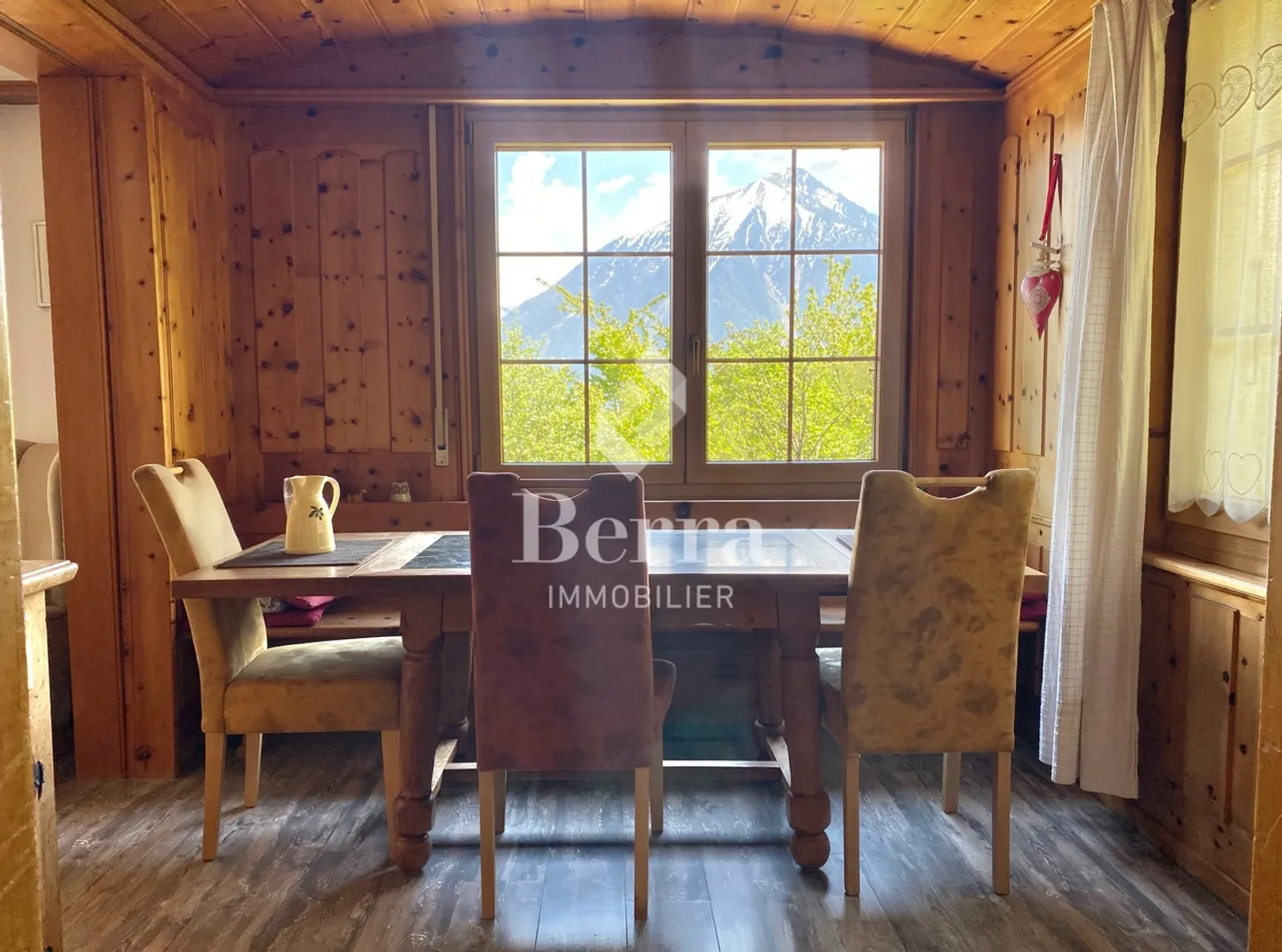 Villa with incomparable view and large plot in Ravoire, near Martigny - Photo 14 of 20